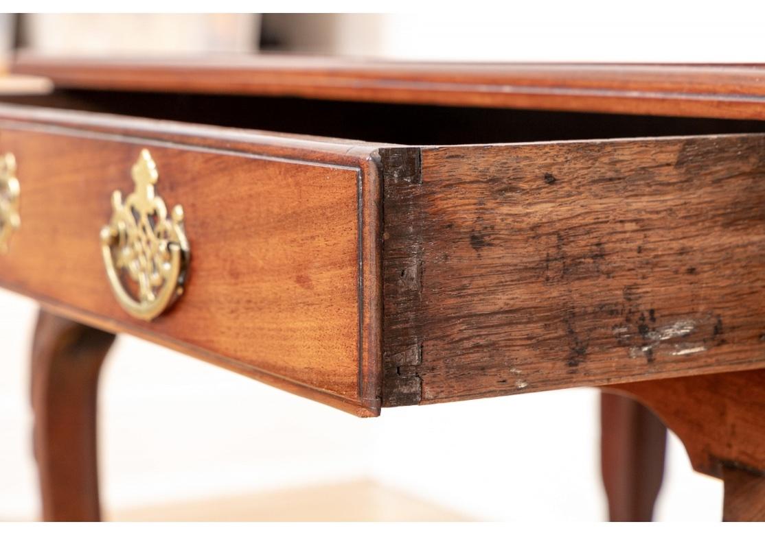 Seltene und wichtige antike englische georgianische  Schreibtisch im Angebot 8