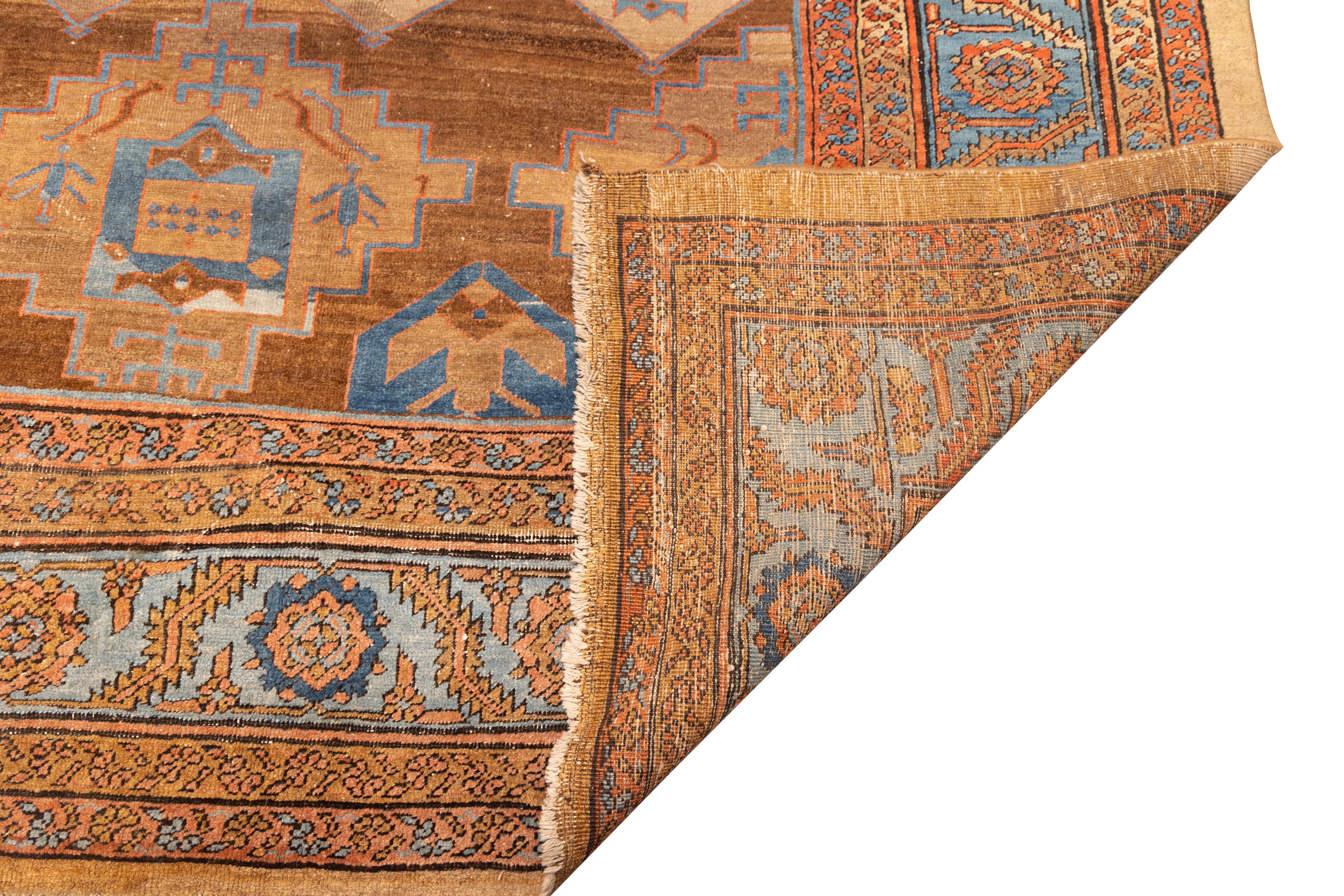 Bakshaish Alriz collection Rare and important Camel hair shield Baksaish For Sale