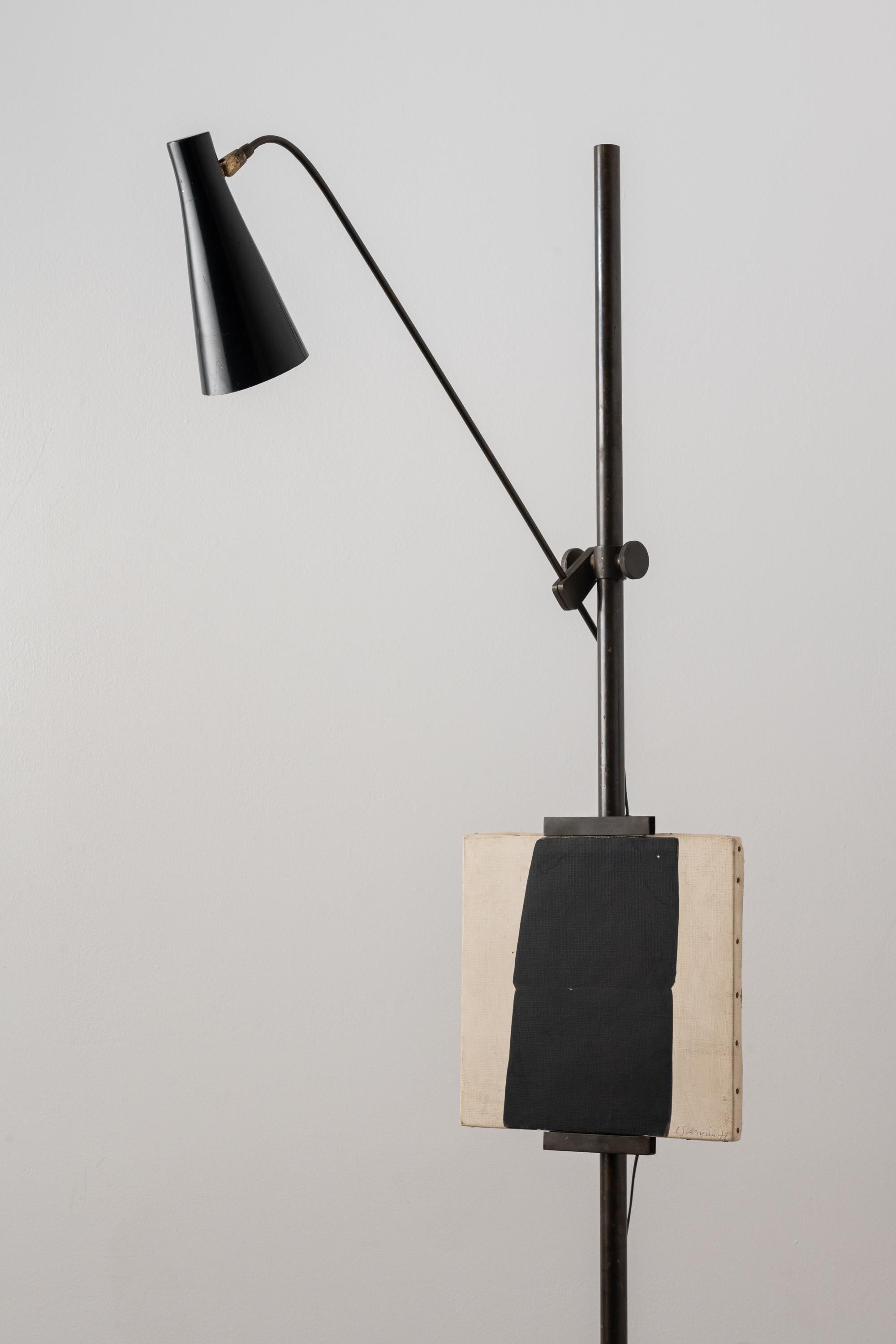 Mid-Century Modern Rare and Important Easel Lamp by Oluce