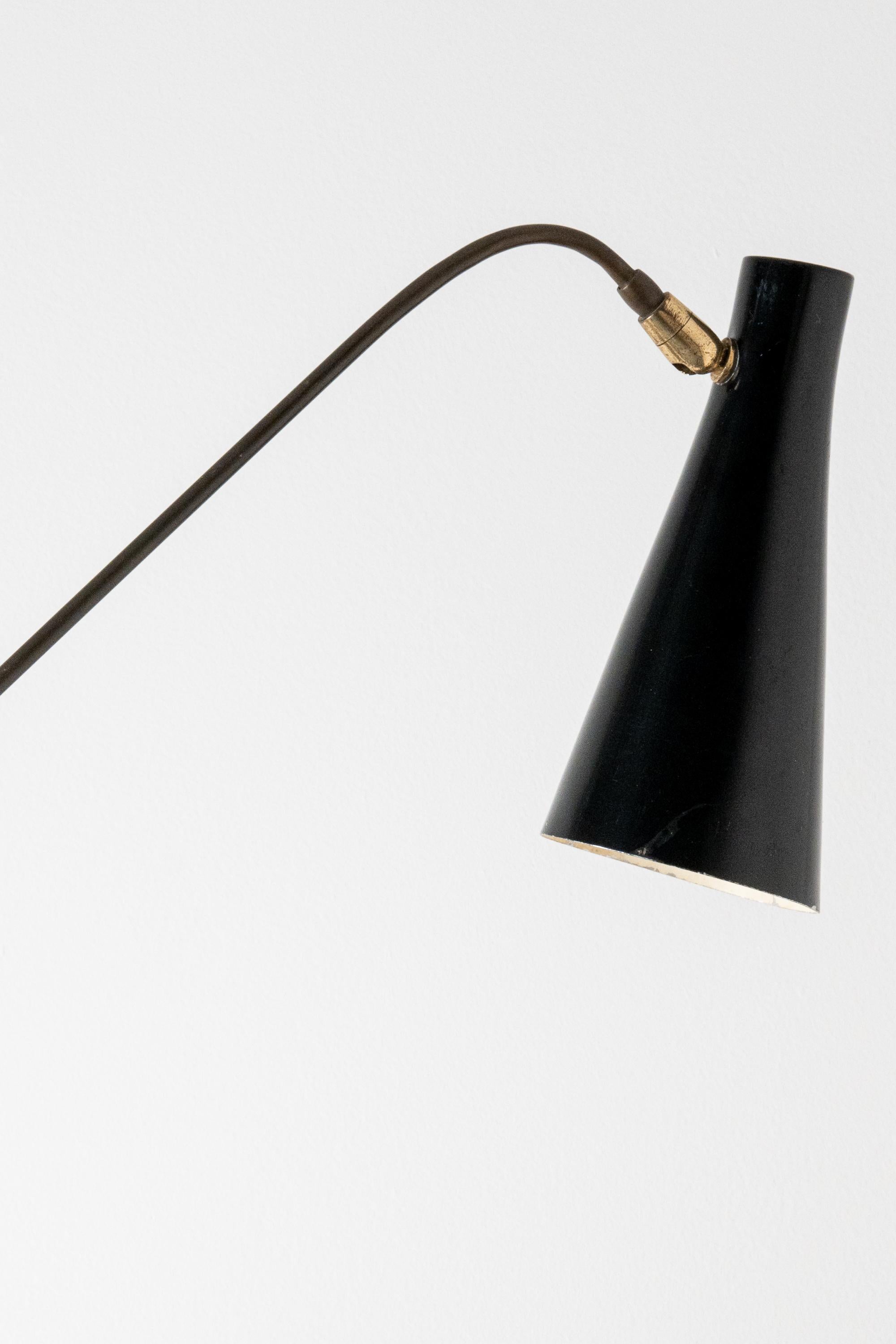 Rare and Important Easel Lamp by Oluce 2