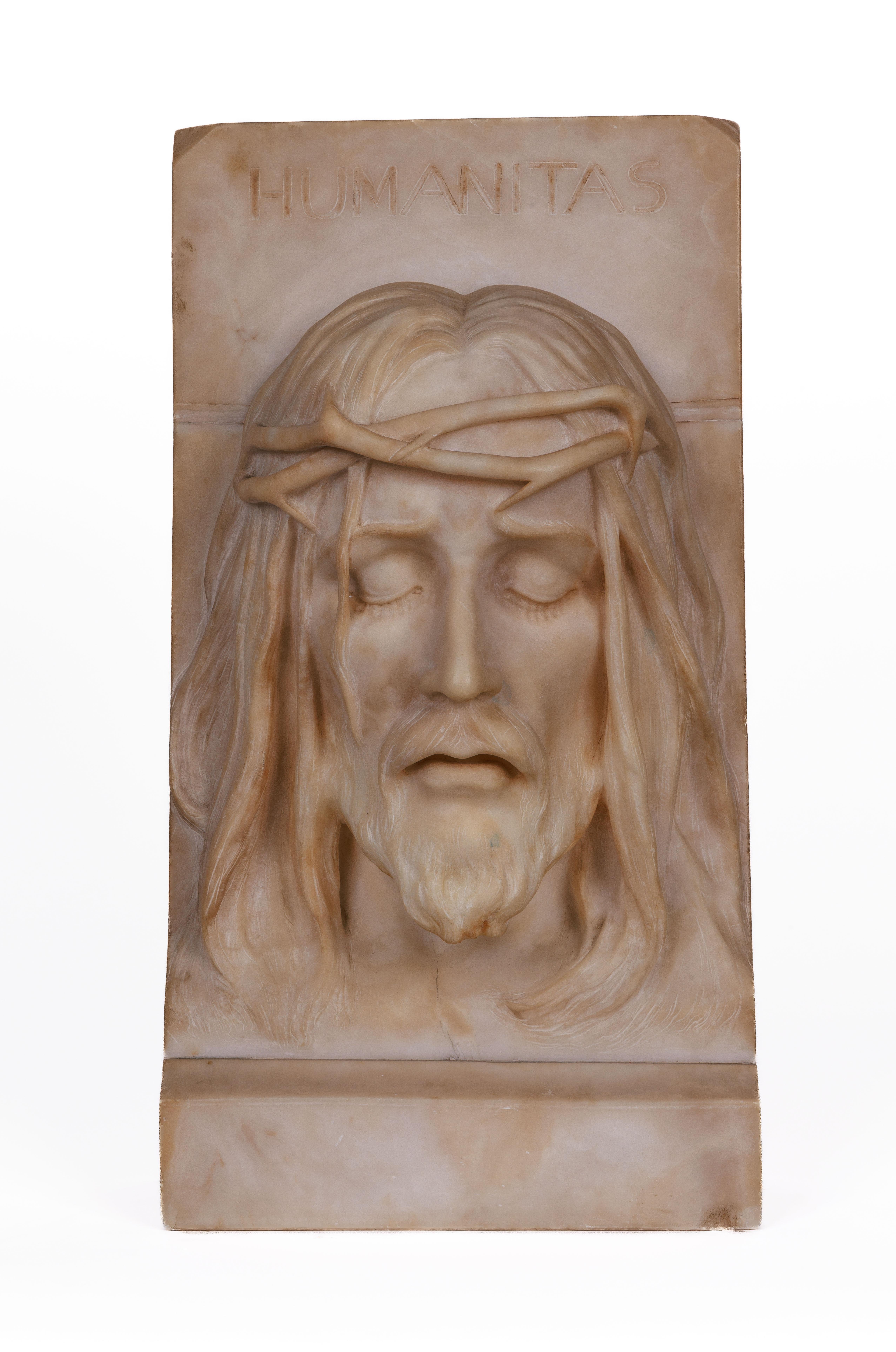 Rare et important buste en albâtre italien représentant Jésus Christ, C.C. 1860

Buste modelé du Saint Christ portant une couronne d'épines, sculpté à la main de manière exceptionnelle et réaliste à Rome vers 1860 et portant l'inscription