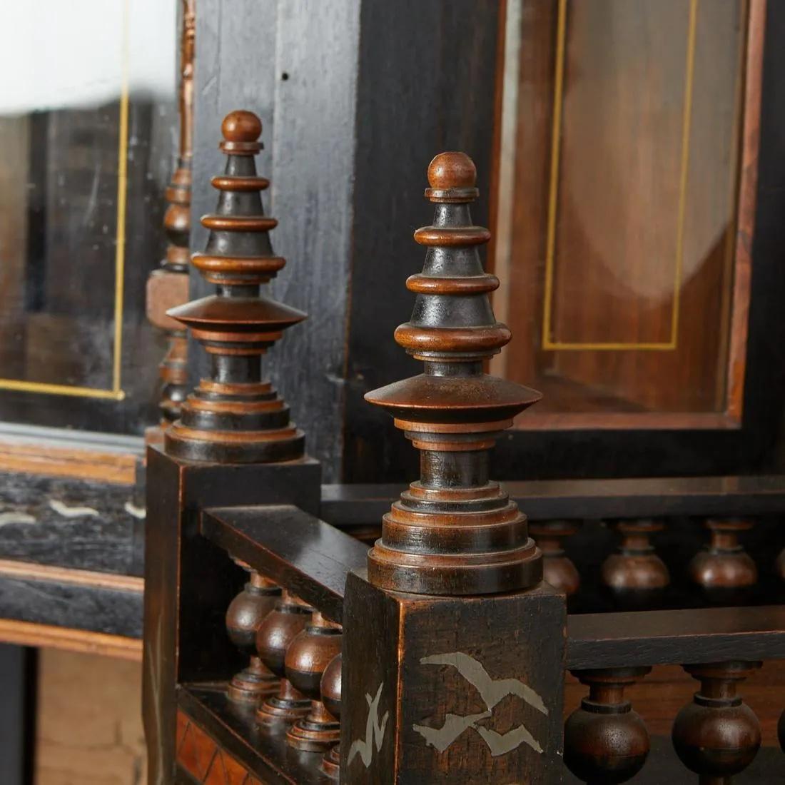 Rare and Important Orientalist Corner Cabinet by Carlo Bugatti For Sale 1