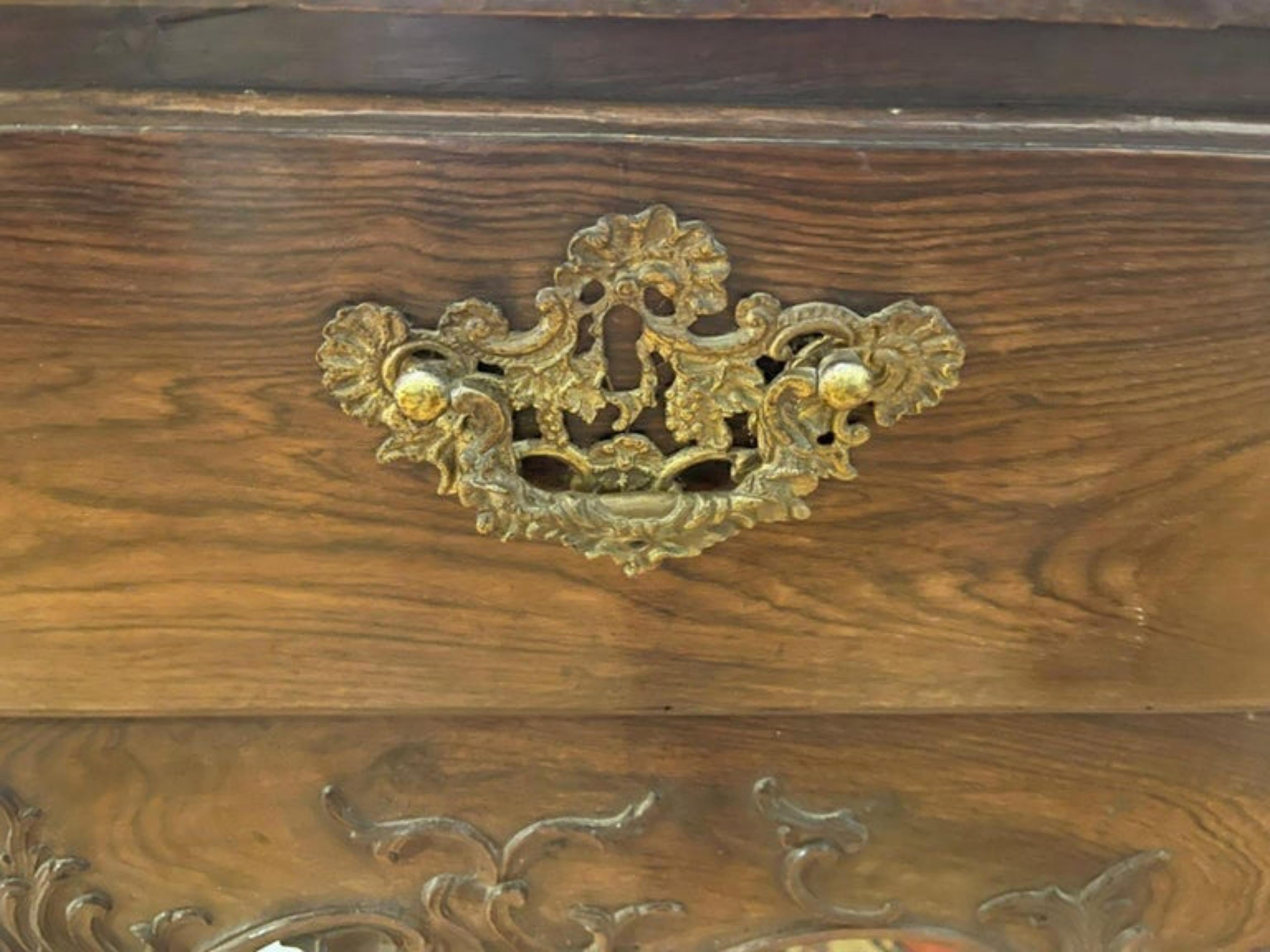 Rosewood Rare and Important Portuguese Center Table, 18th Century For Sale