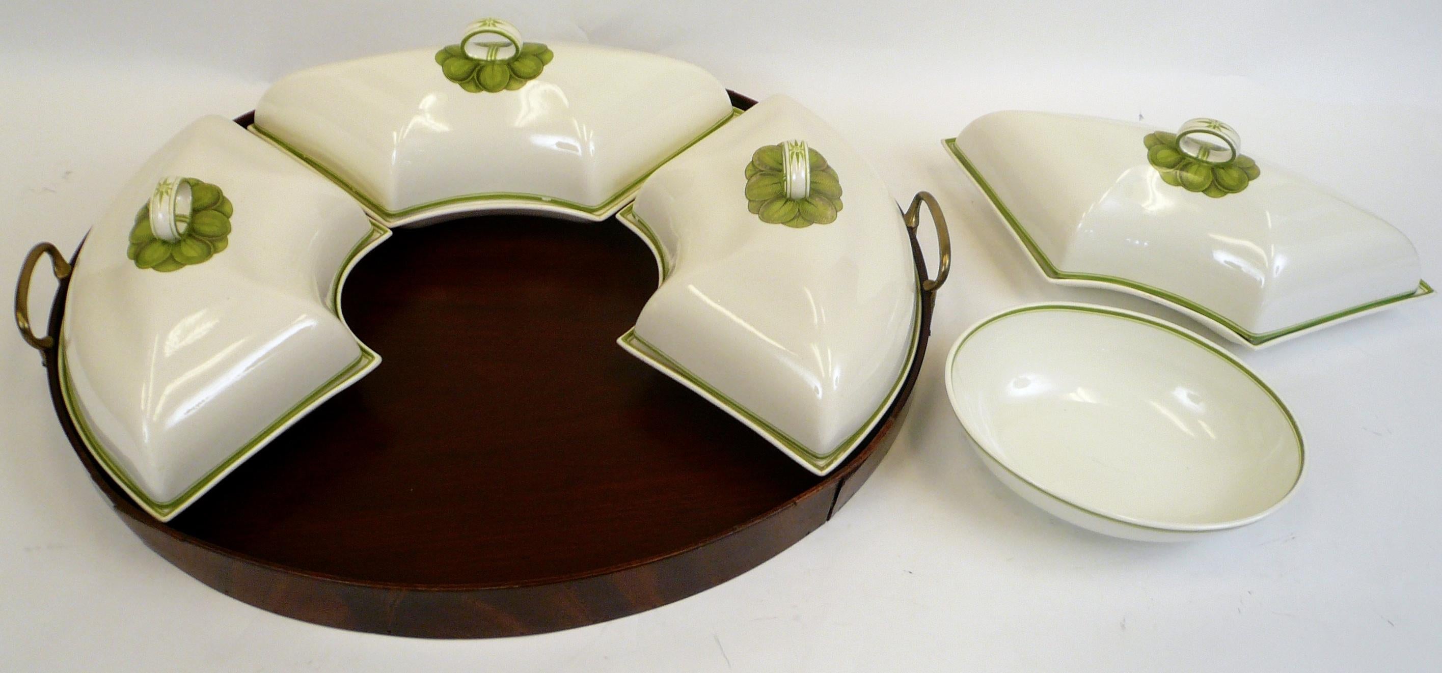 Rare and Impressive Early 19th Century Wedgwood Creamware Breakfast Set For Sale 4