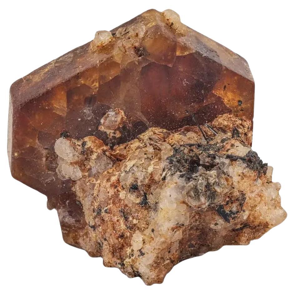 Raro e impressionante cristallo di bastnasite tabulare su Matrix dal Pakistan in vendita