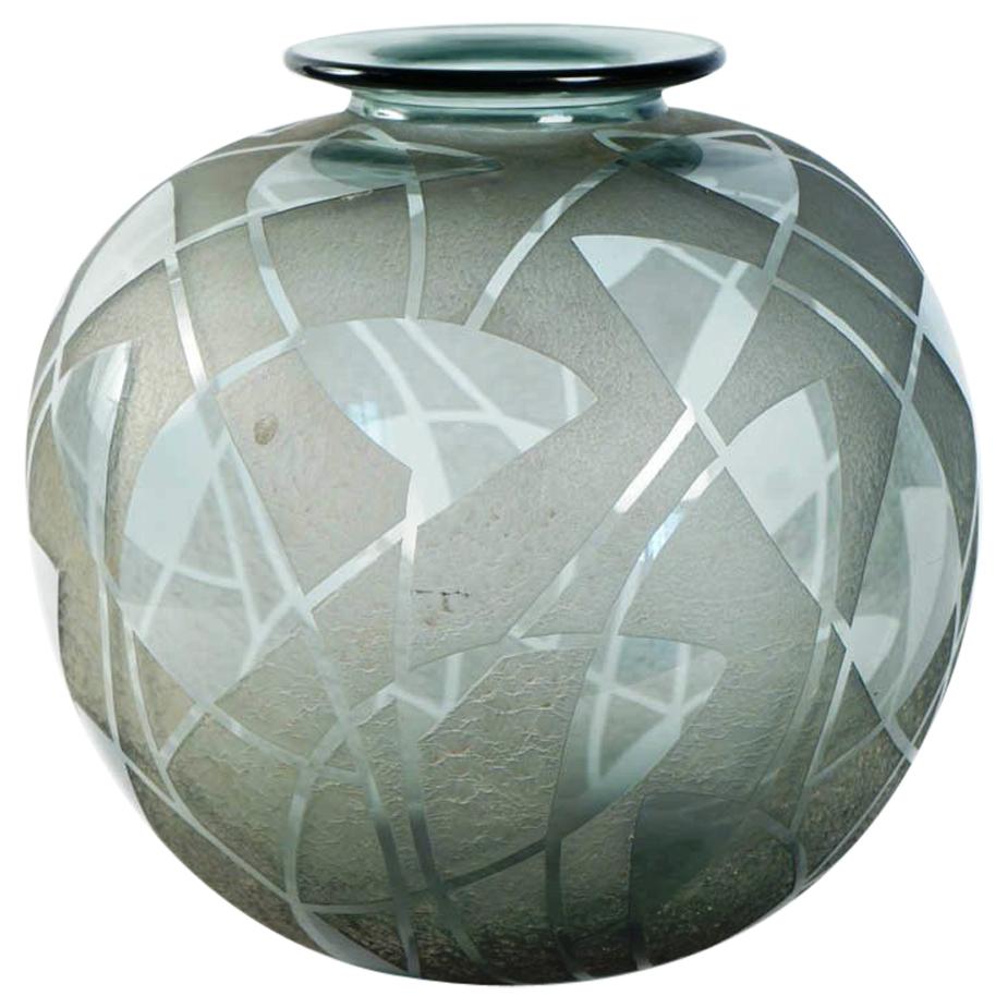 Rare and Large 1930s Daum Smoked Glass Vase, Round, France For Sale