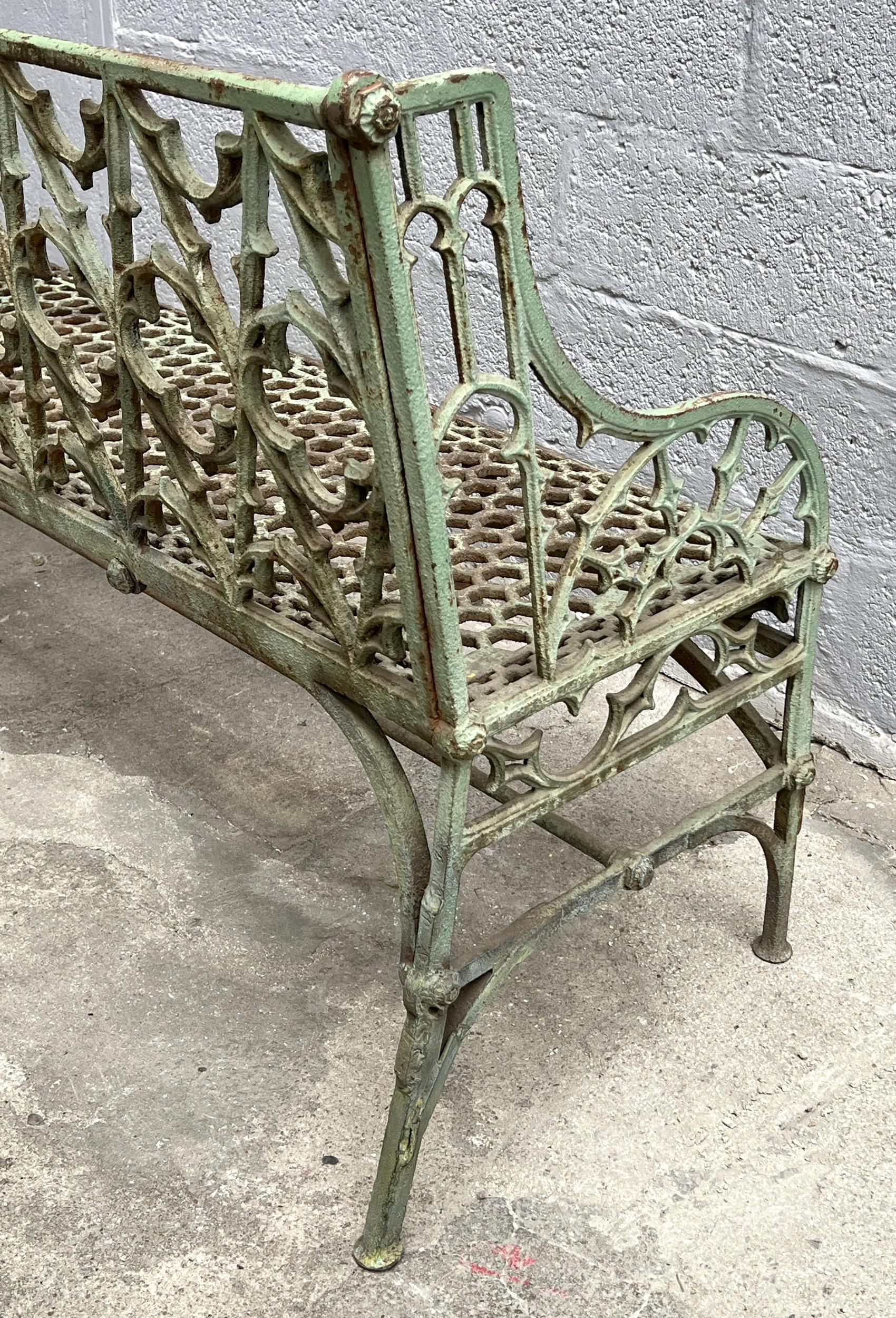 Rare and large cast-iron bench from the Calla factory in Paris, circa 1850 For Sale 6