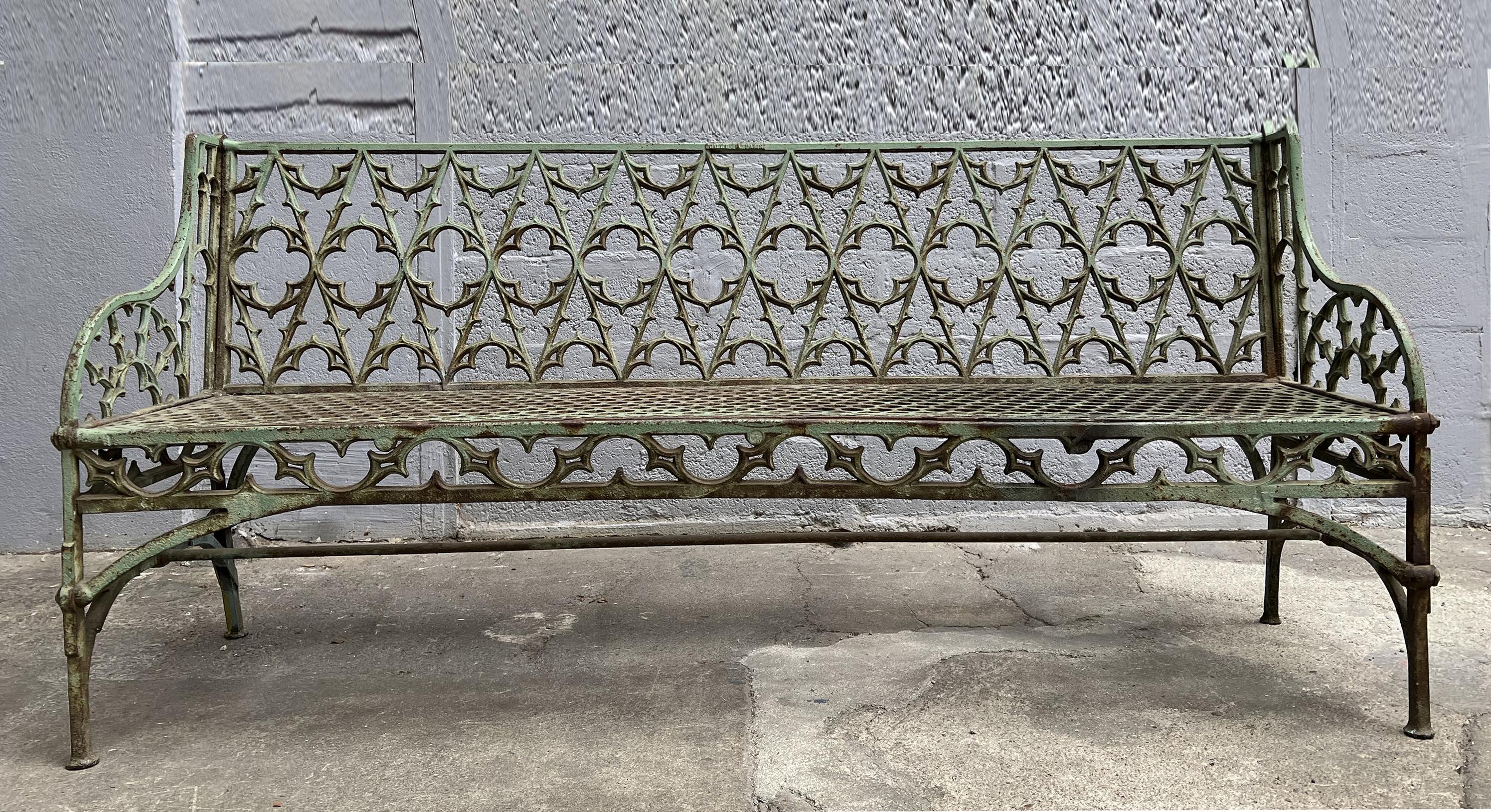 Rare and large bench in cast iron with a nice old patina.
This bench was made by the Calla company in Paris, circa 1850.
It features neo-Gothic decor, very much in vogue at the time.
A few old restorations are visible on the rear legs and the back