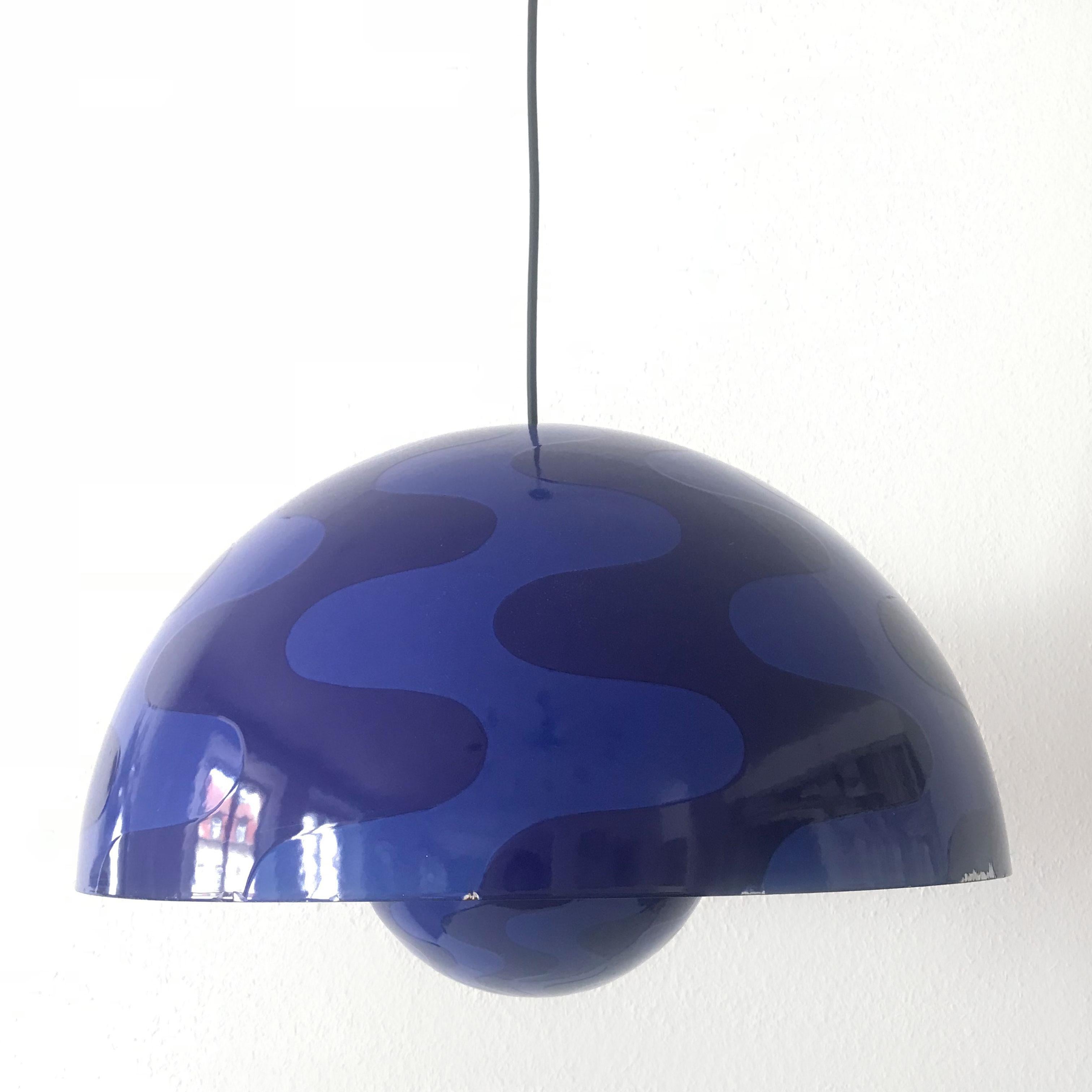 Late 20th Century Rare and Large Flower Pot Pendant Lamp by Verner Panton for Louis Poulsen 1971 For Sale