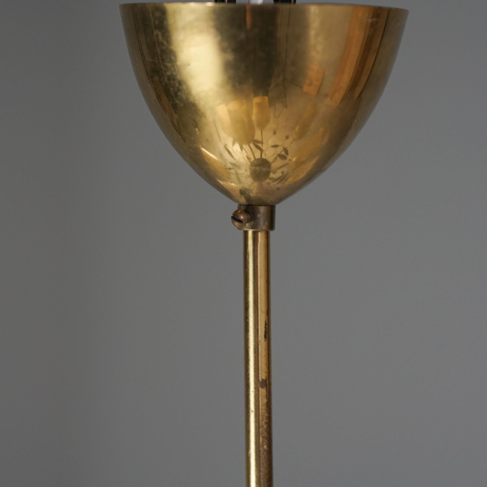 Finlandais Rare and Large Model 85/9 Floral Chandelier, Itsu, 1950s en vente