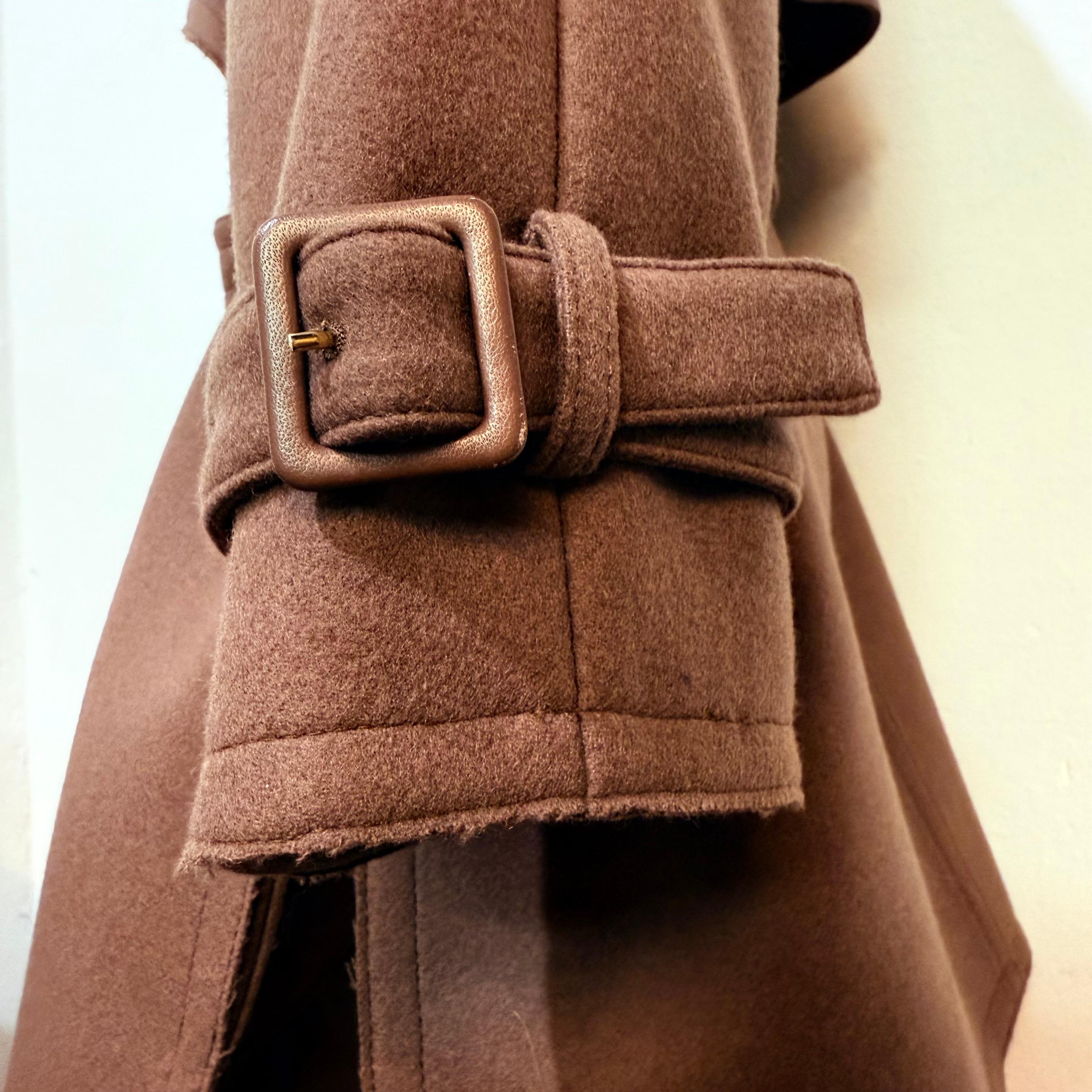 Rara e limitata giacca di lana Fendi Noisette S / IT 40 in vendita 4