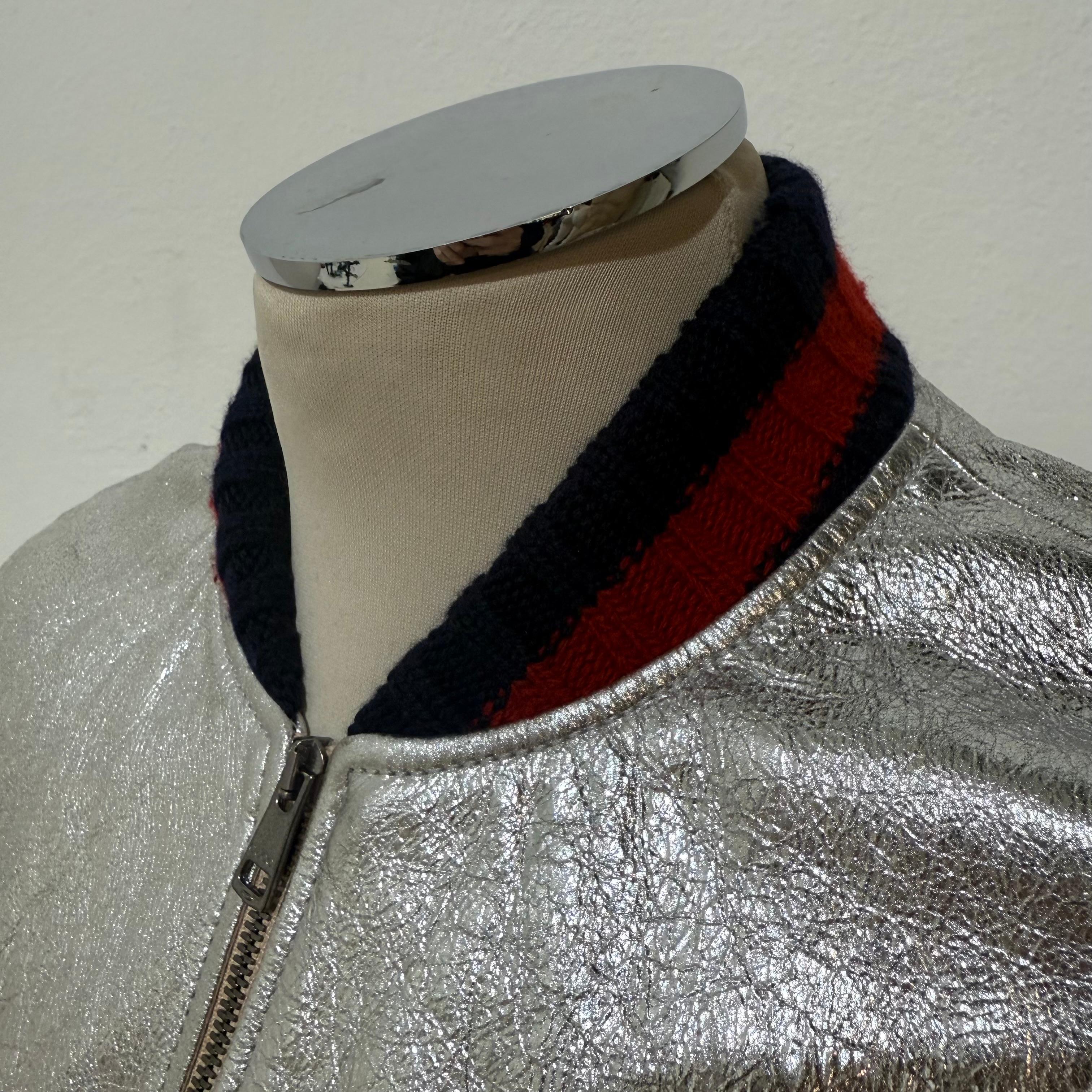 Donna Rara e limitata giacca con zip in agnello argentato Gucci IT 40 in vendita