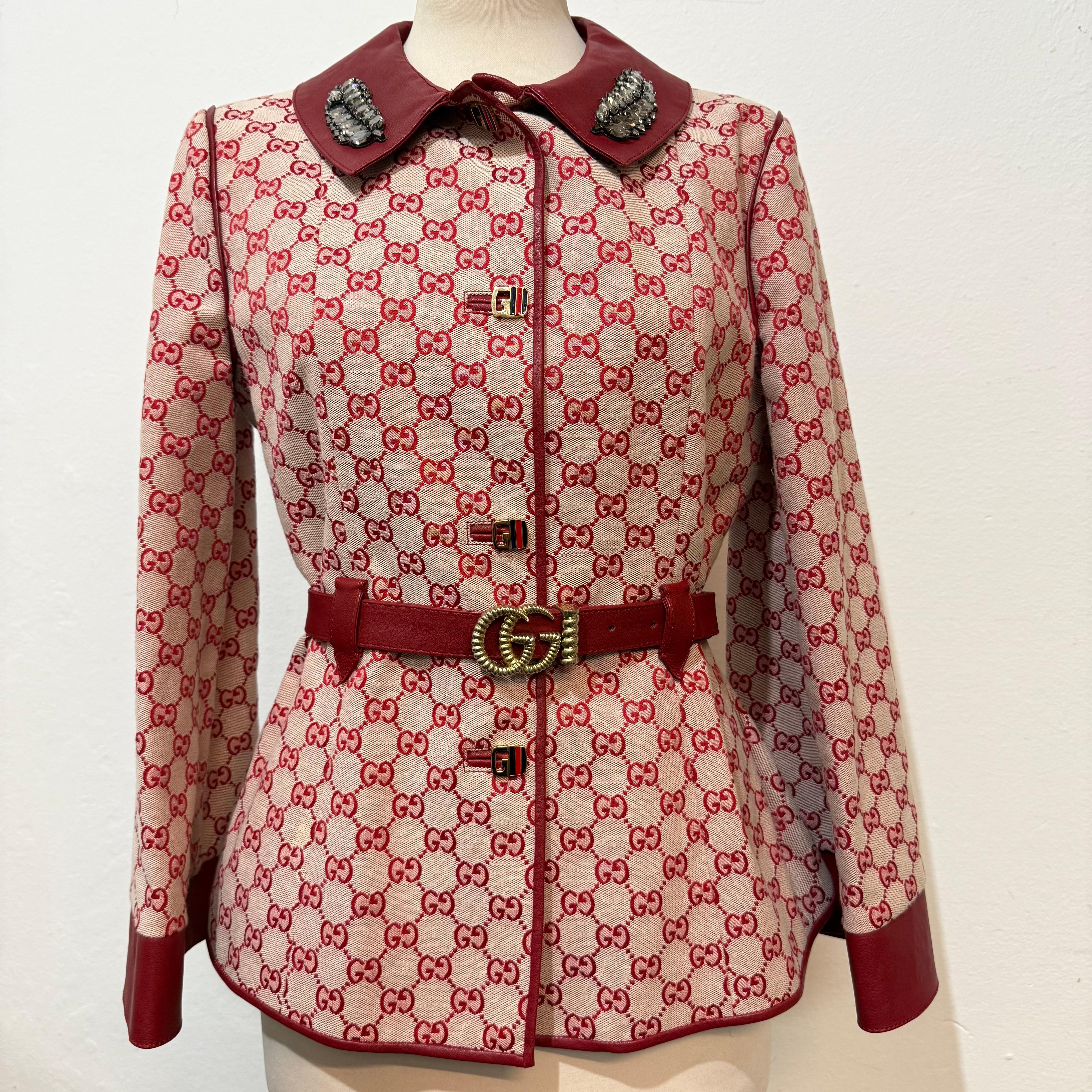 Marrone Rara e limitata giacca Gucci Supreme in pelle rossa con cristalli IT 40 in vendita