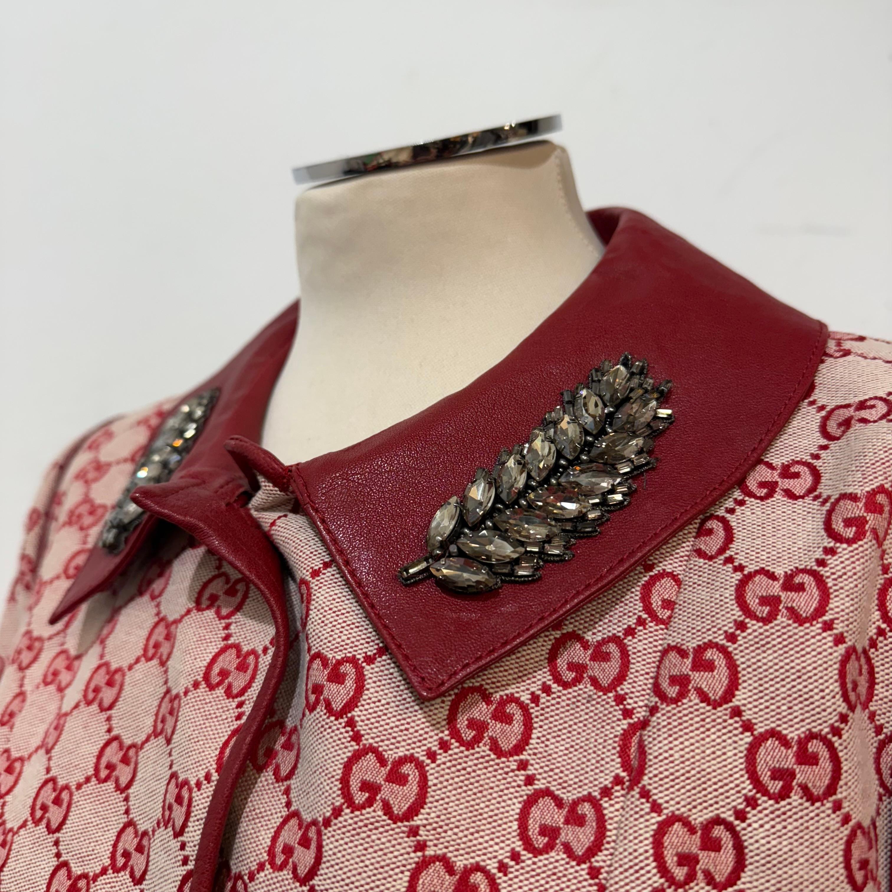 Rara e limitata giacca Gucci Supreme in pelle rossa con cristalli IT 40 in vendita 1