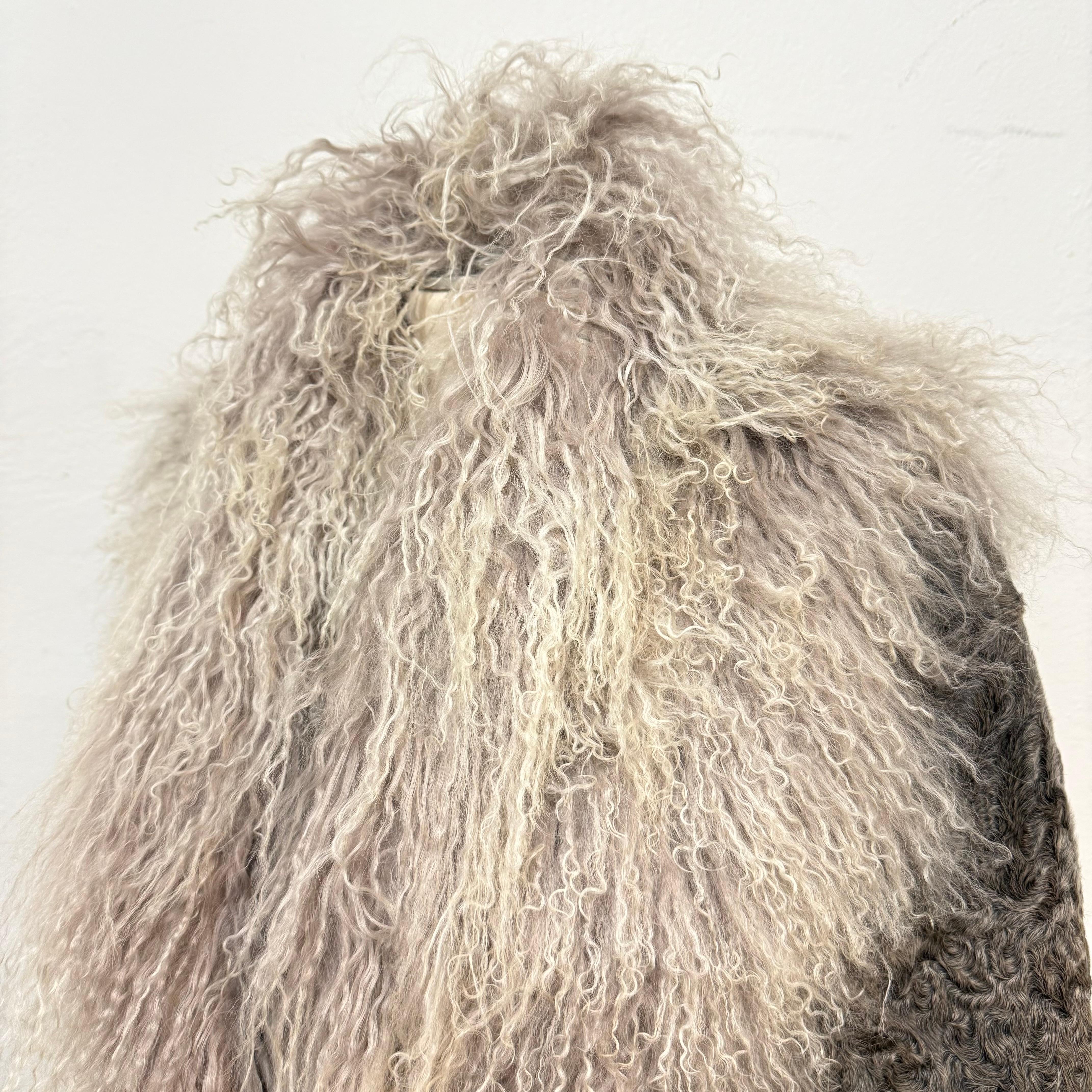 De las mujeres Raro y Limitado Abrigo de Piel de Cordero Tibetano de Gucci Talla XS / IT 38 en venta