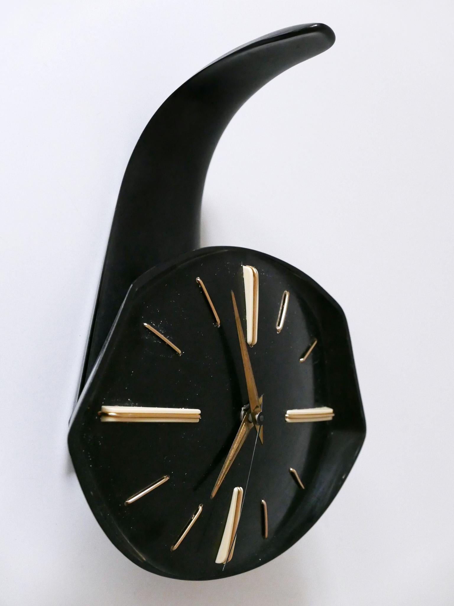 Rare and Lovely Mid-Century Modern Bakelite Table or Wall Clock by PRIM 1950s For Sale 3