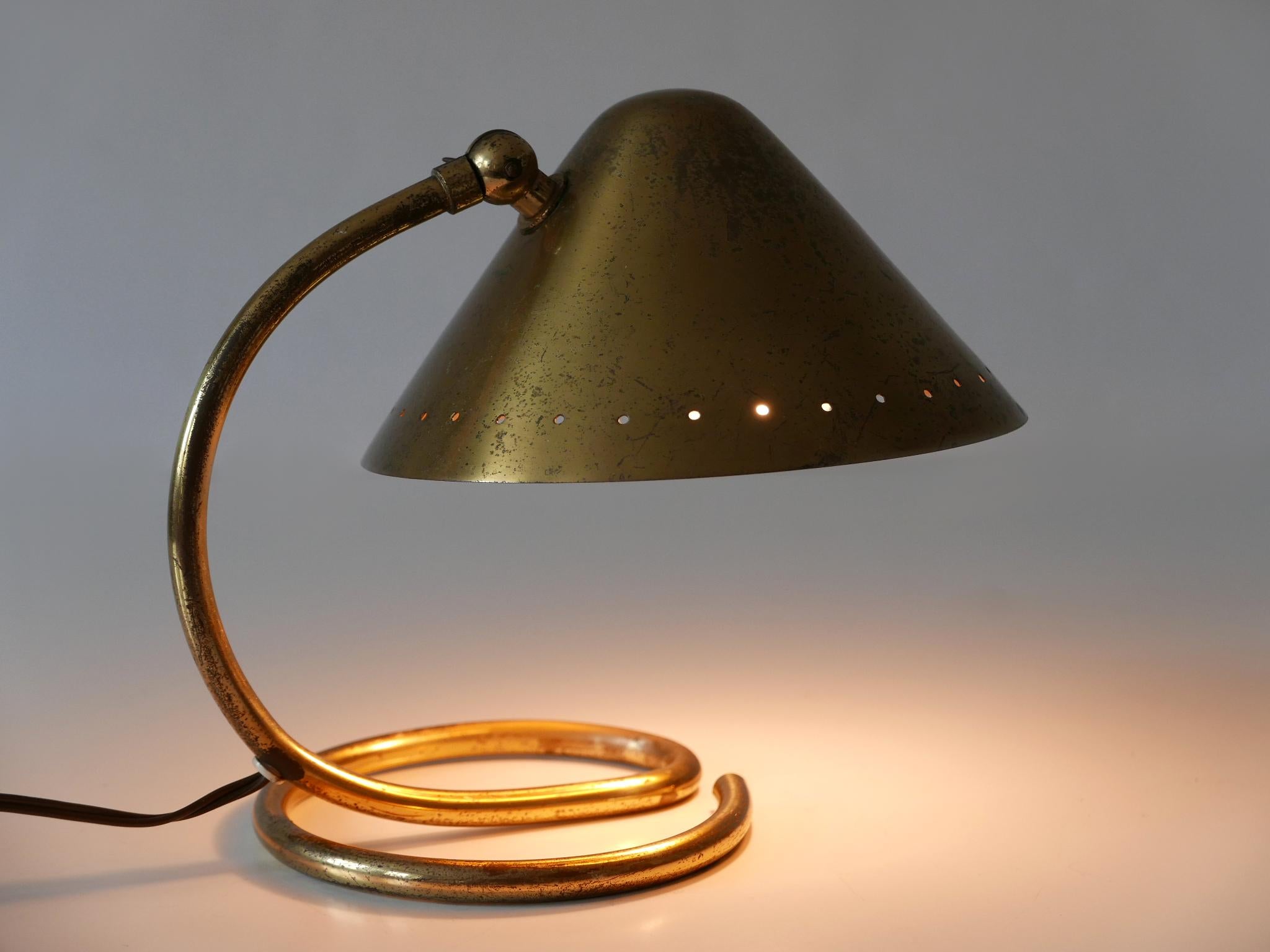 Rare and Lovely Mid-Century Modern Brass Table Lamp or Wall Light Sweden 1950s In Good Condition For Sale In Munich, DE