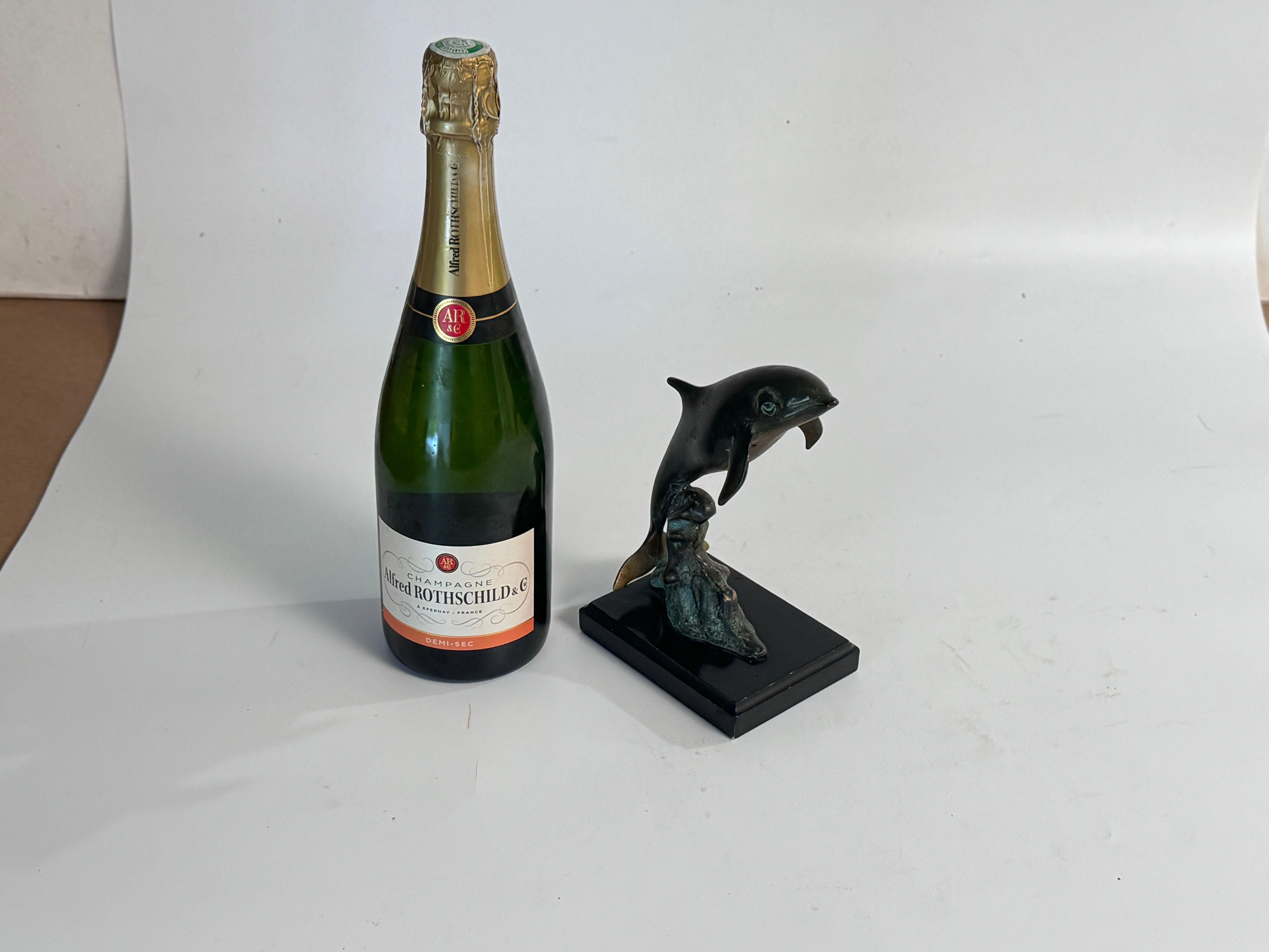 Rare and Magnificent Brutalist Bronze Dolphin Sculpture, 1970s, France
Can be used too, as a Paper Weight.