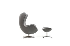 Rare and old Edition Arne Jacobsen Egg Chair / Recliner Chair