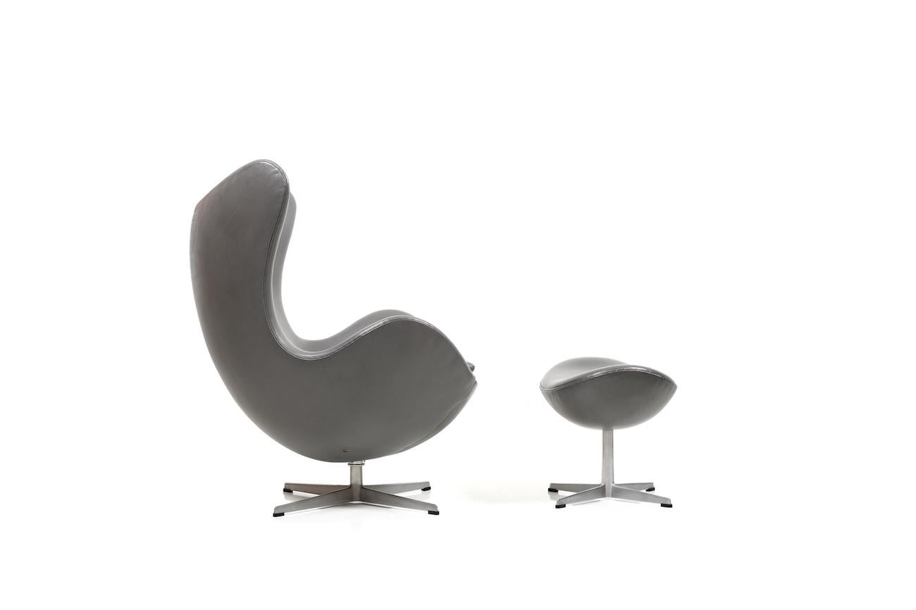 Scandinave moderne Chaise longue/fauteuil œuf d'Arne Jacobsen, rare et ancienne édition en vente