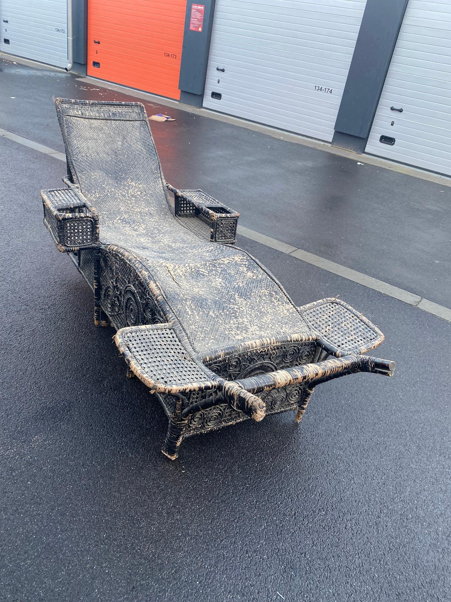 Fauteuil de salon en rotin rare et original, priode Napolon III en vente 7