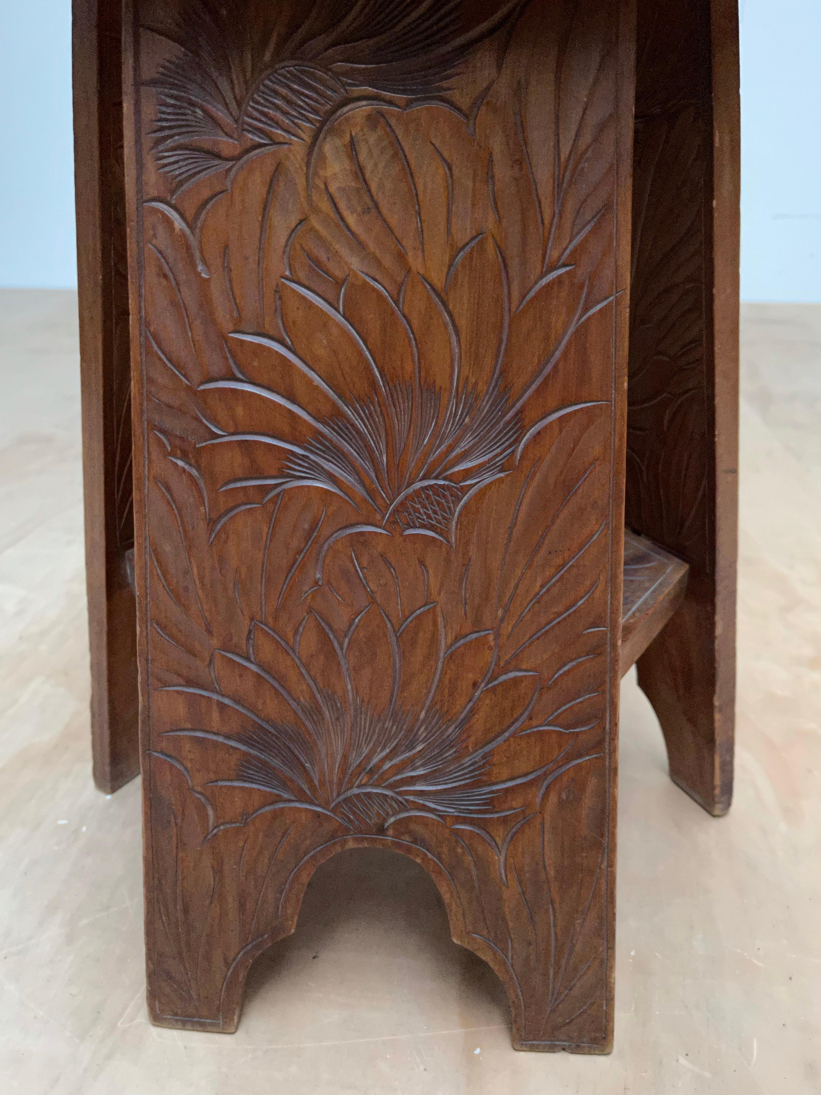 Rare and Quality Carved Arts & Crafts Table / Plant Stand with Flower Sculptures 8