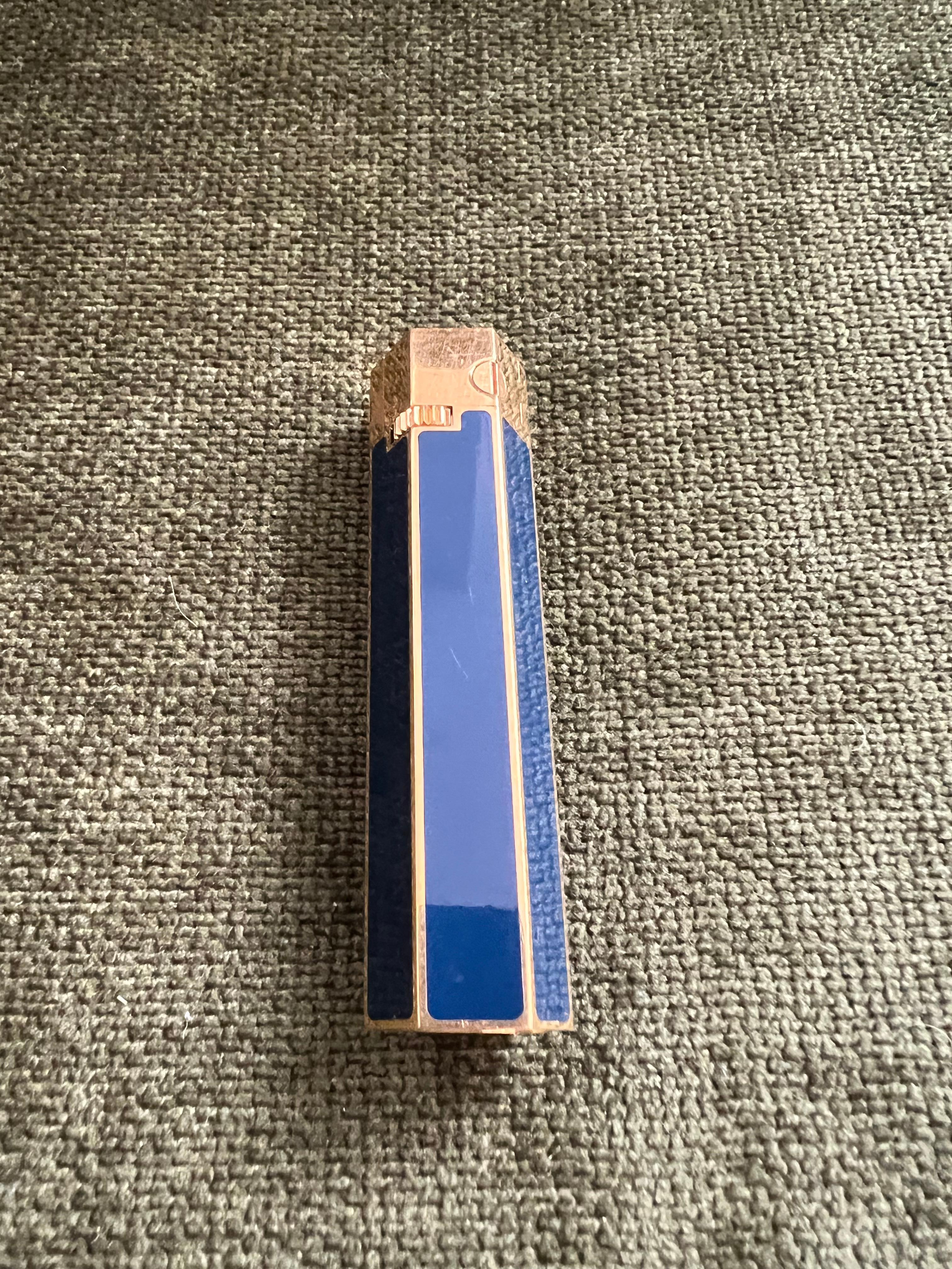 Retro Celine “Circa 1980” Hexagonal Blue Lacquer & Gold Plated Vintage Lighter 3