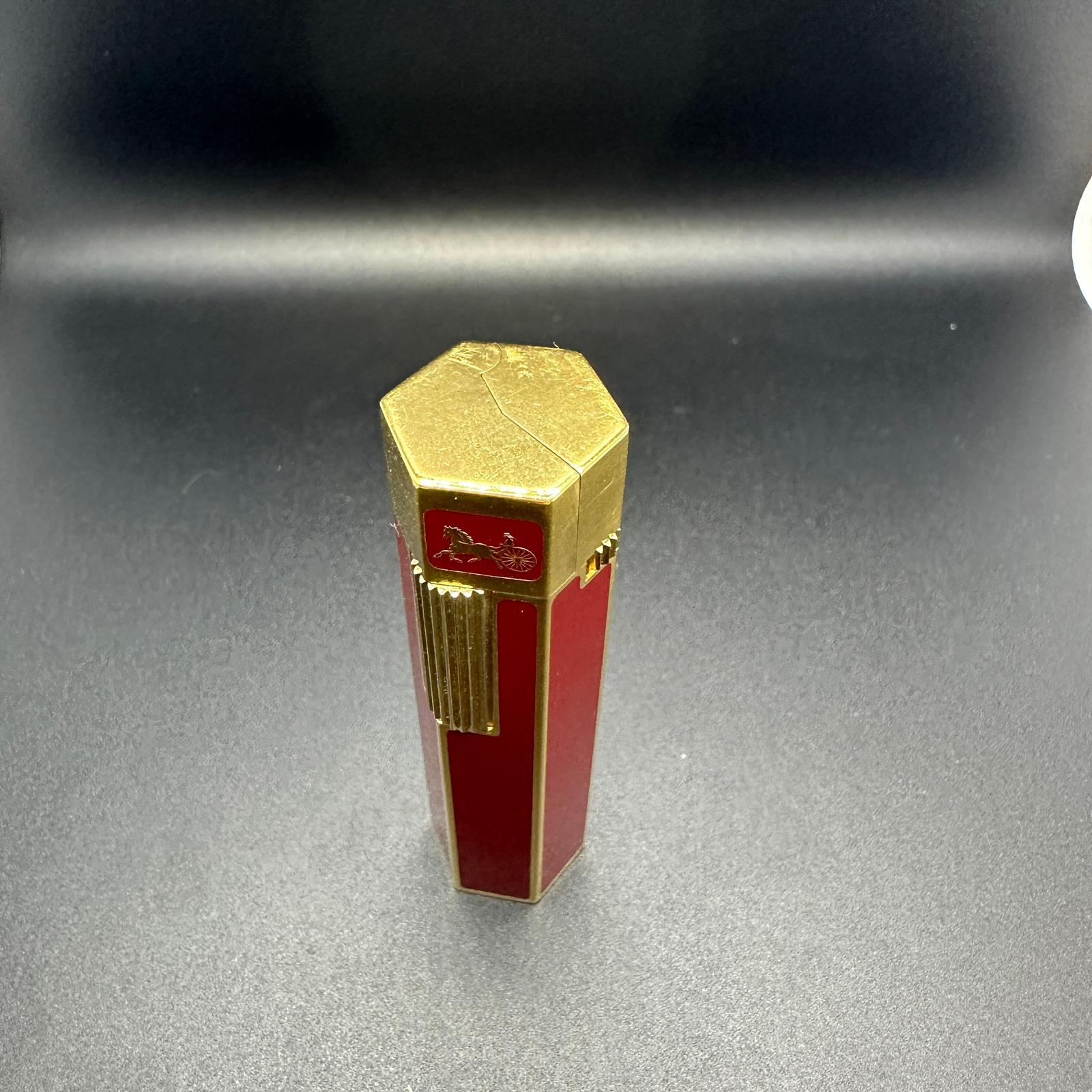 Celine, Circa 1980s Hexagonal Hot Red Lacquer & Gold Vintage Lighter, Rare Retro For Sale 3