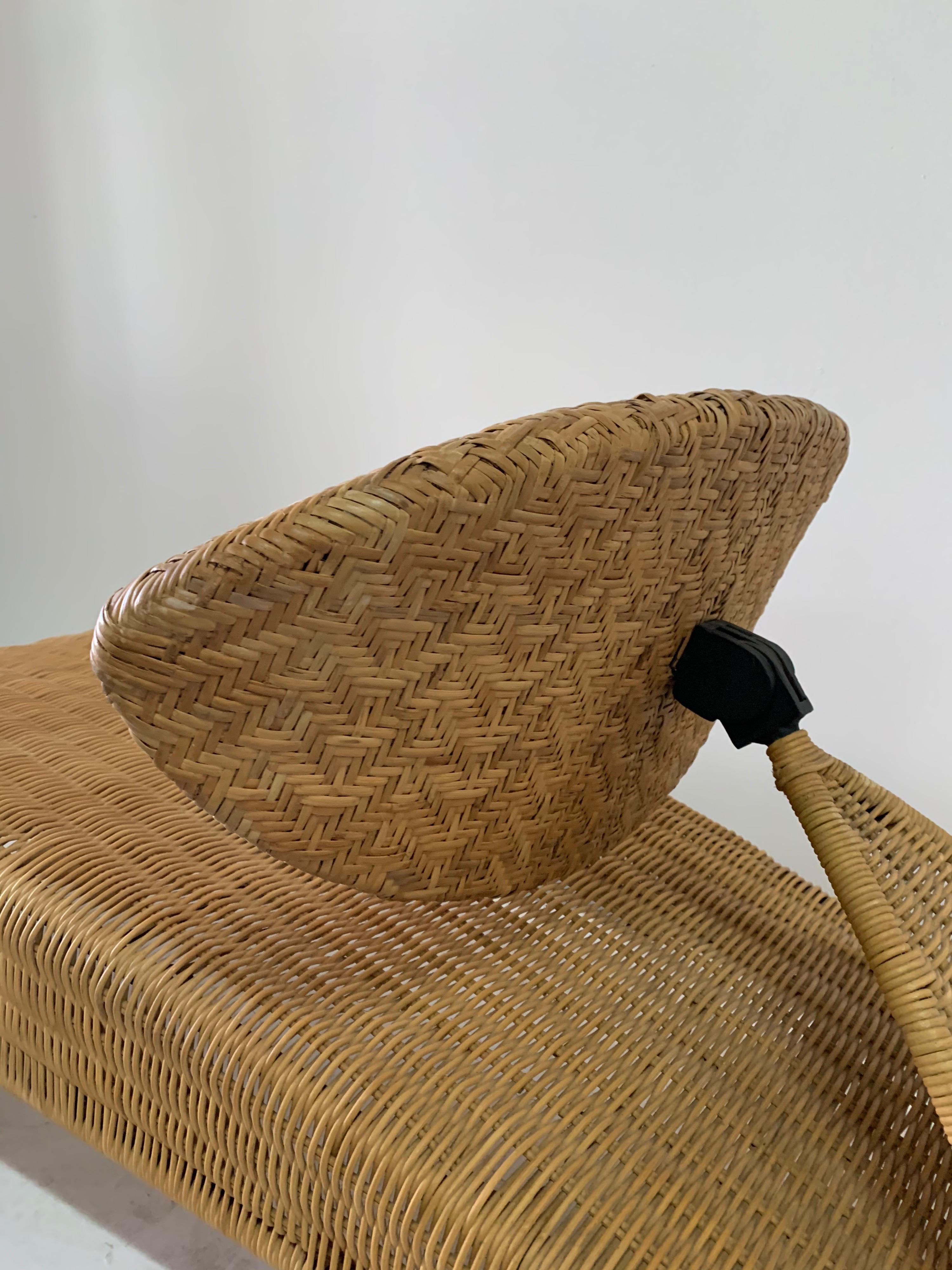 Rare and Sculptural Natural Wicker Chaise Lounge Chair 5