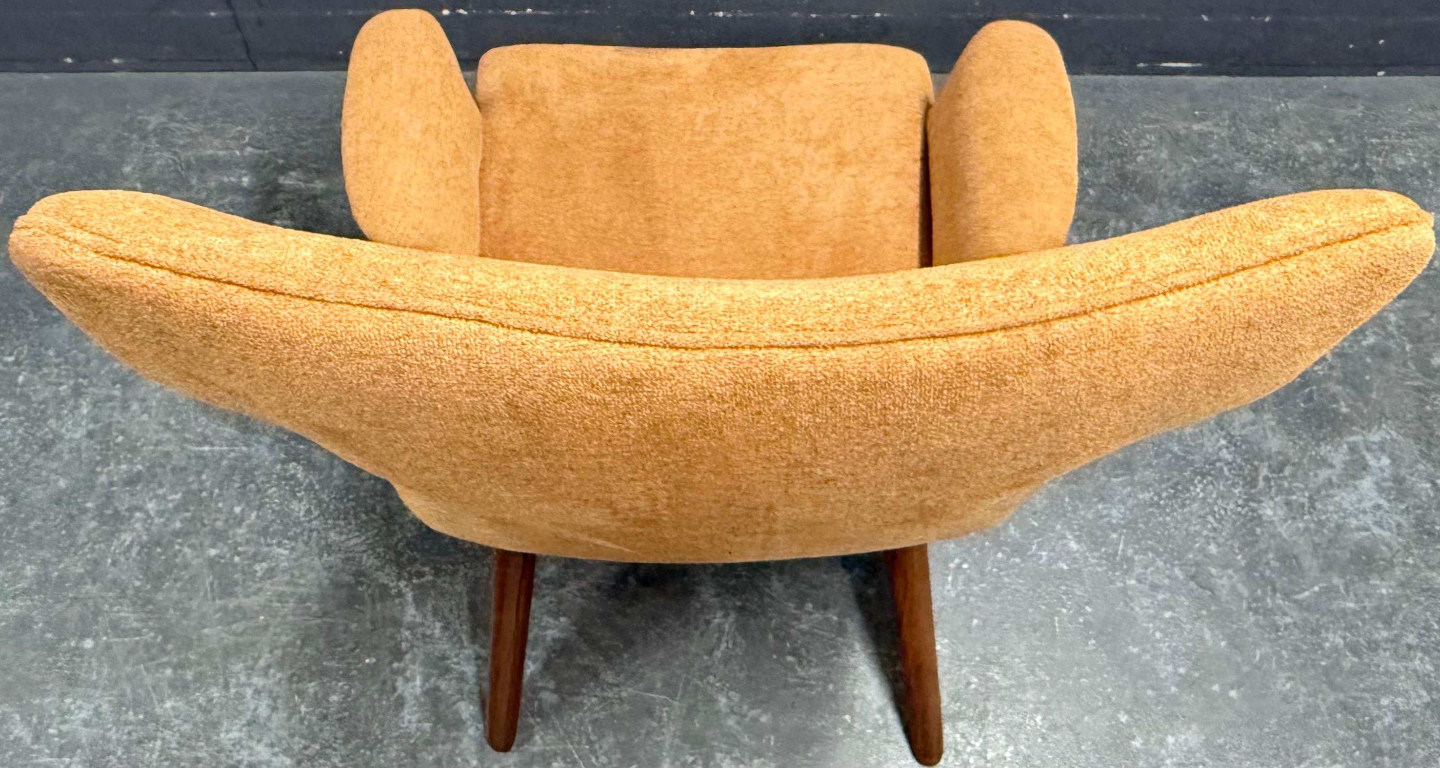 Rare and signed Ondine lounge chair by vladimir kagan 5