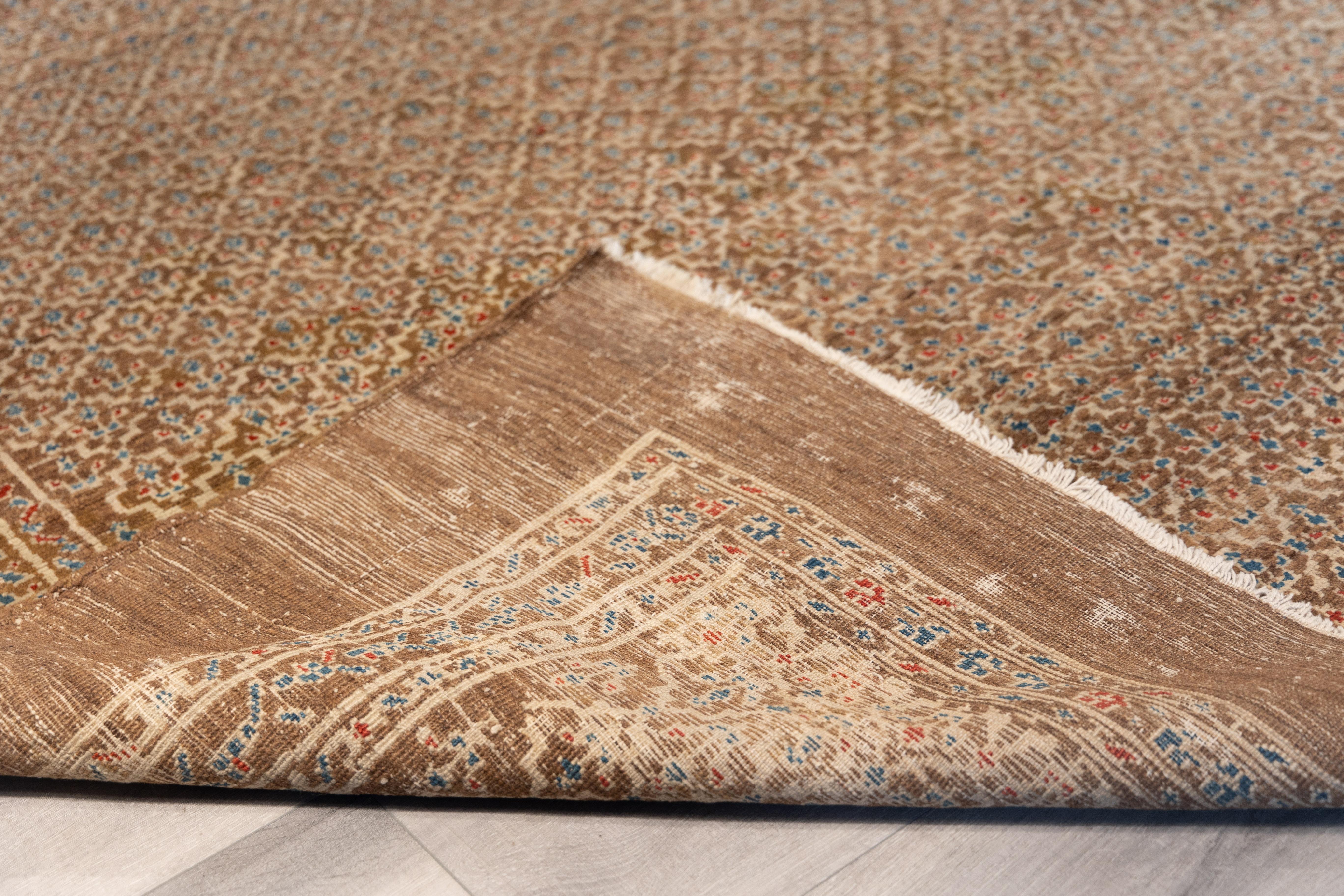 Rare and stunning  19th cent. camel Bakhshaish rug In Excellent Condition For Sale In Harrington Park, NJ