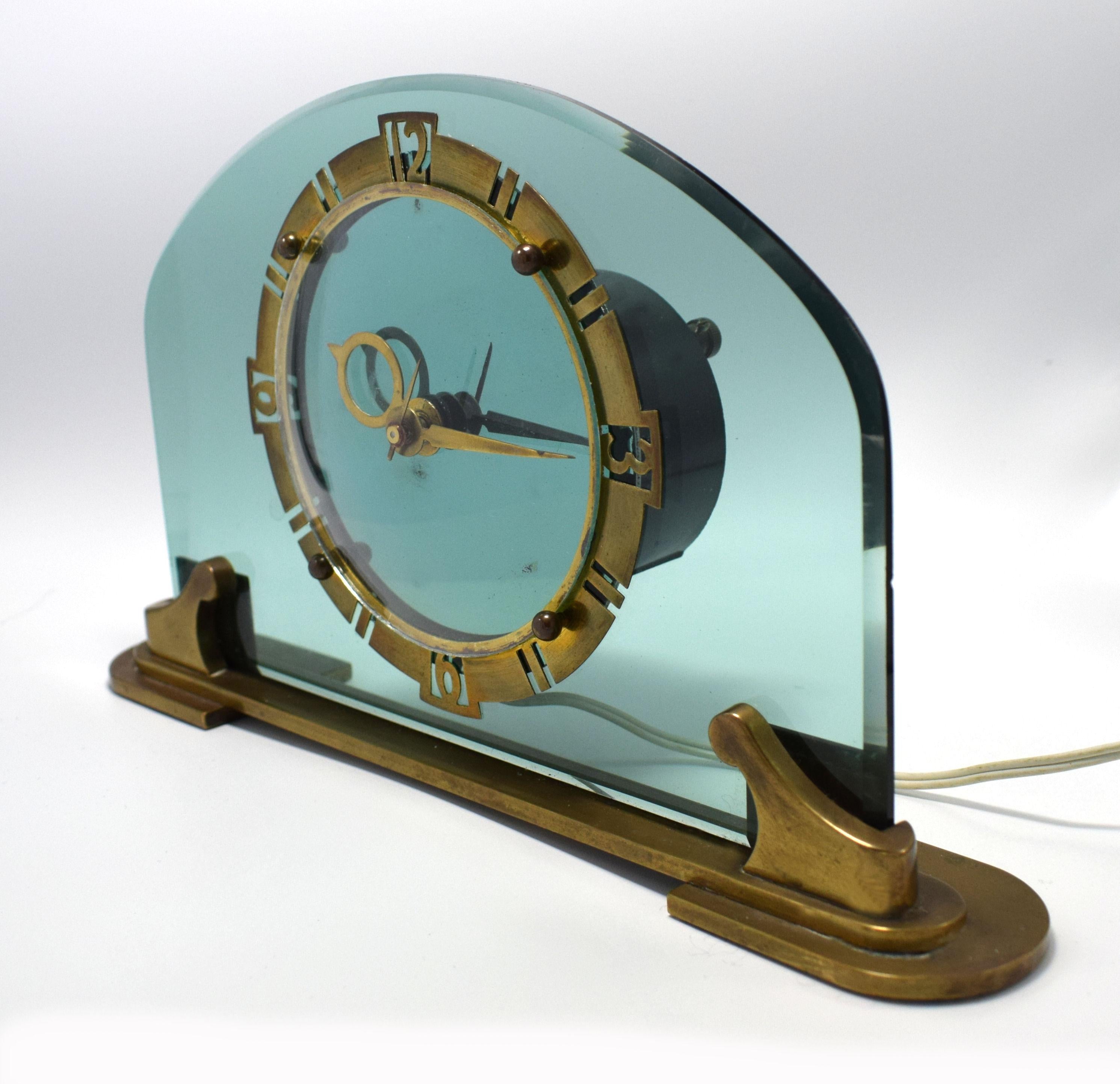 Seltene und atemberaubende Bem Ltd Art Deco Glas:: Messing elektrische Mantle Clock (Art déco)