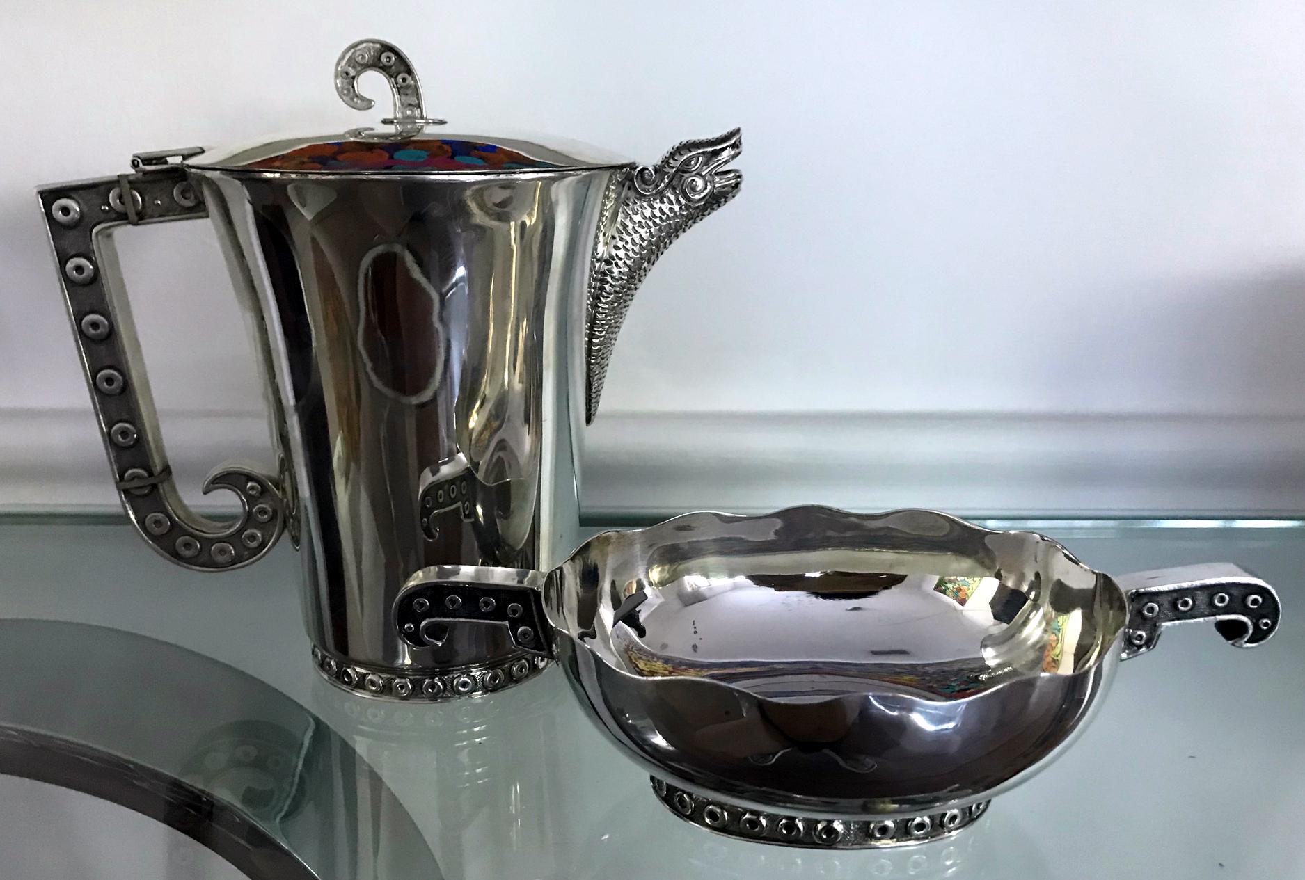 Rare and Stunning Sterling Silver Pitcher by Tane Orfebres For Sale 3