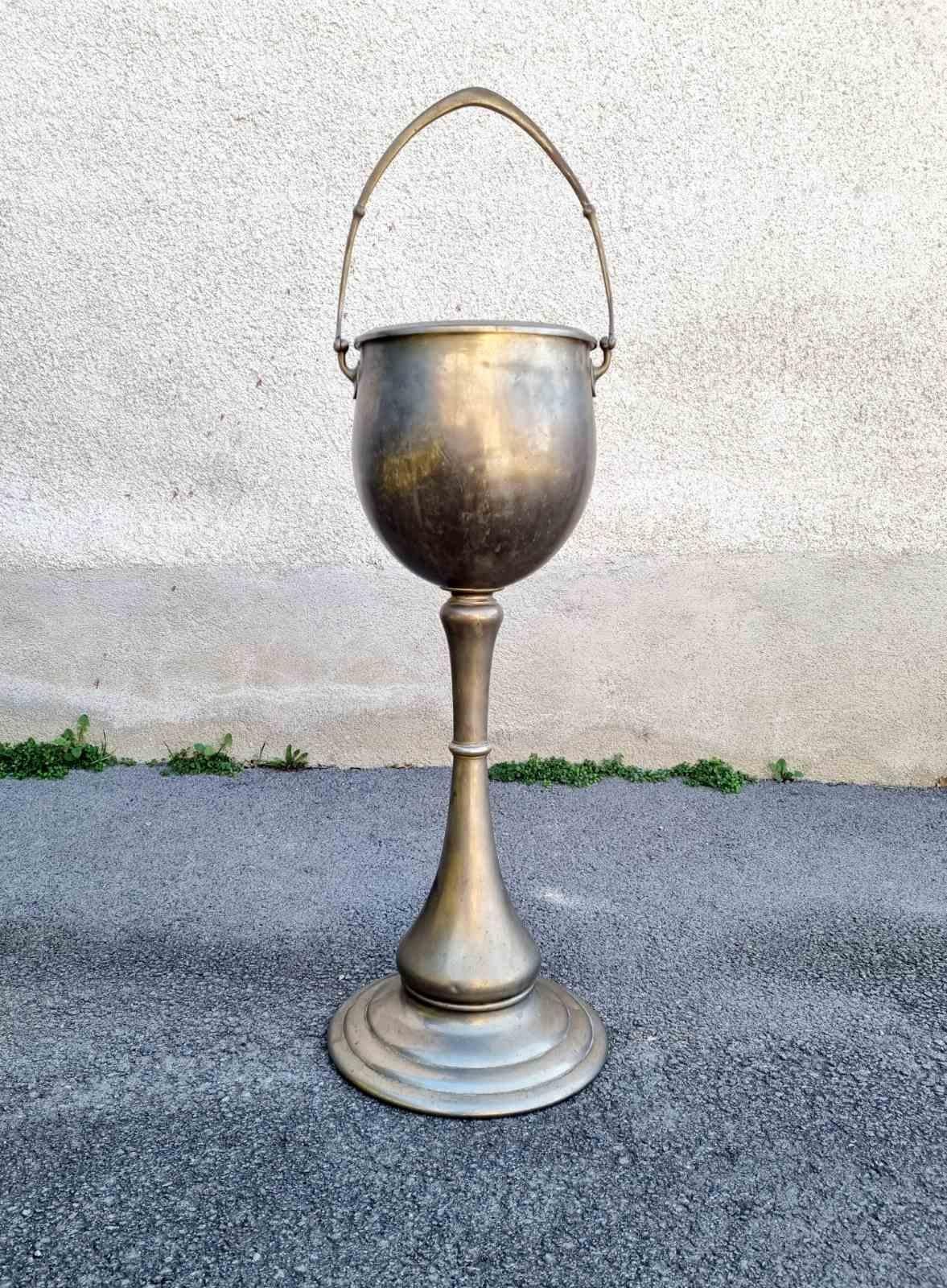Raro e unico frigorifero da vino italiano in stile Art Deco con supporto, Italia anni '30 in vendita 2