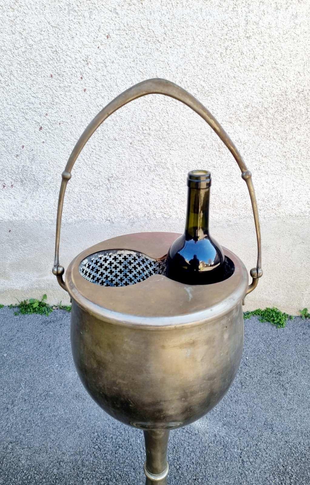 Raro e unico frigorifero da vino italiano in stile Art Deco con supporto, Italia anni '30 in vendita 4