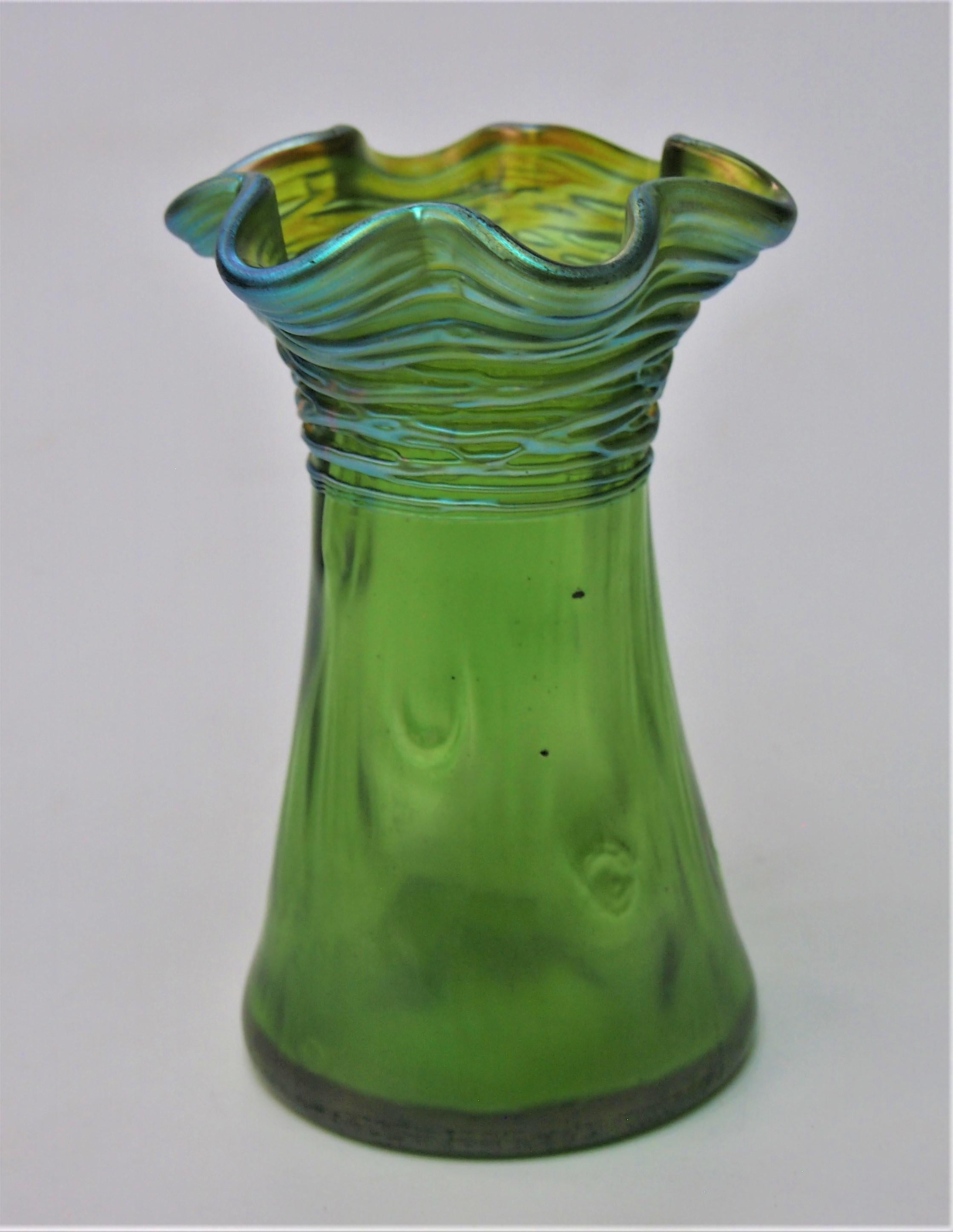 Czech Rare and unusual Bohemian Loetz Crete Rusticana with Threads glass vase c 1899 For Sale