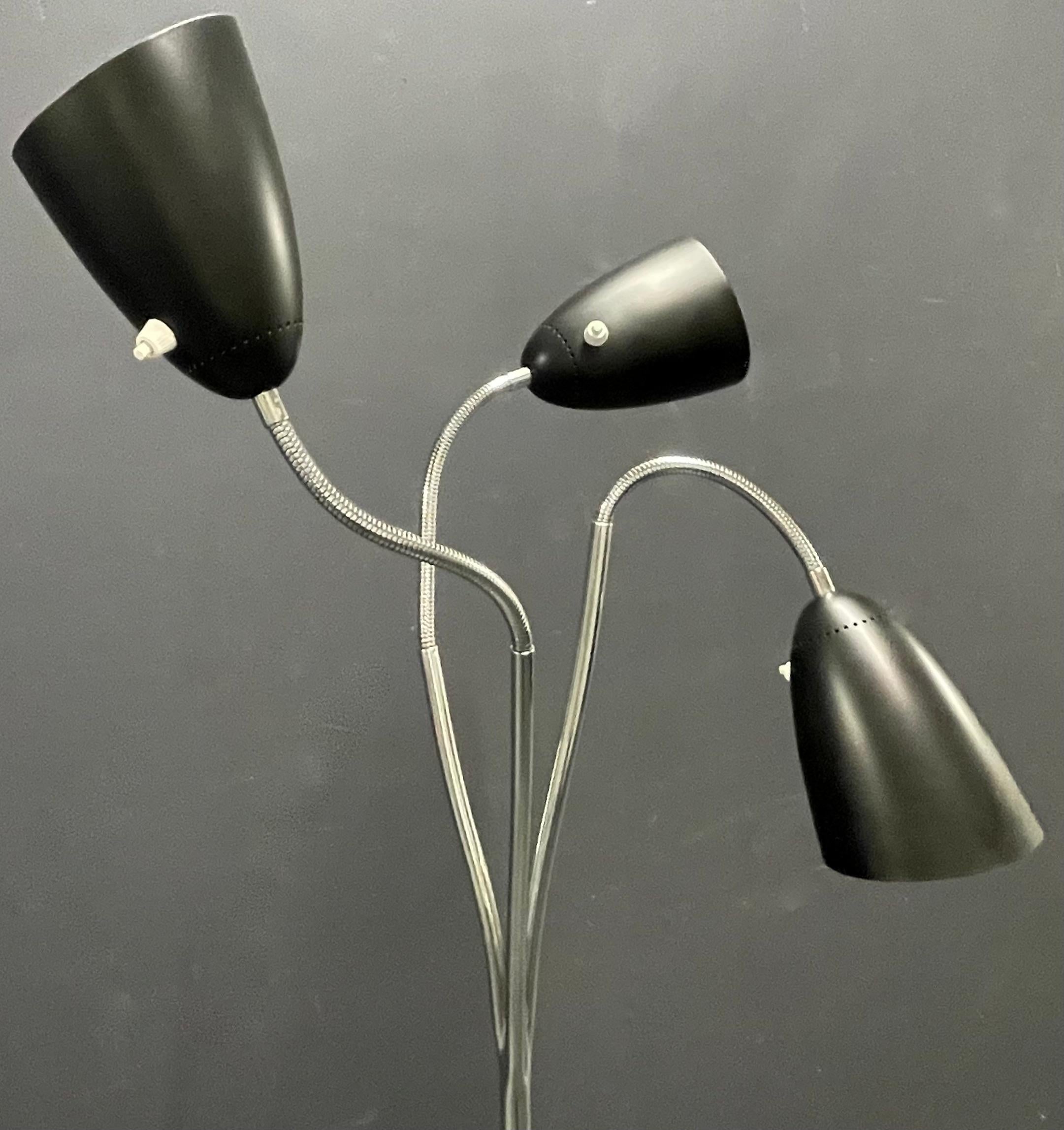 rara e inusual lámpara de pie de giuseppe ostuni para o-luce en venta 9