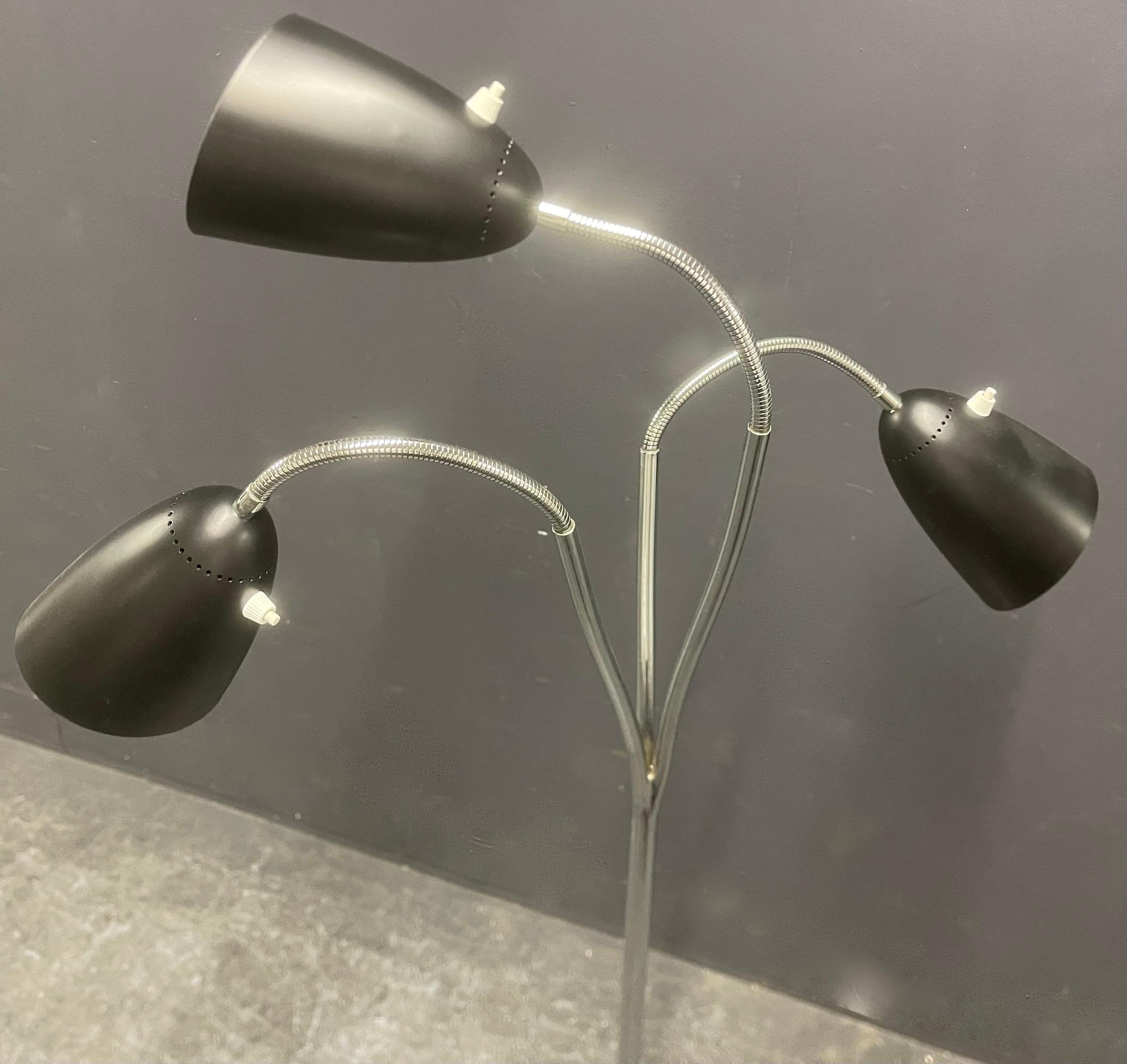 rara e inusual lámpara de pie de giuseppe ostuni para o-luce en venta 1
