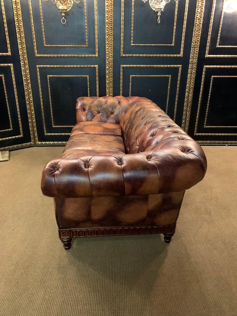 Rare and Unusual Vintage Chesterfield Sofa in Cow Pattern Leather and Wood Frame In Good Condition For Sale In Berlin, DE