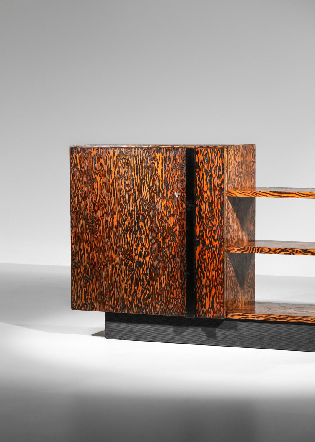 rare André Sornay sideboard in Oregon pine and studded 40s art deco modernist  For Sale 6