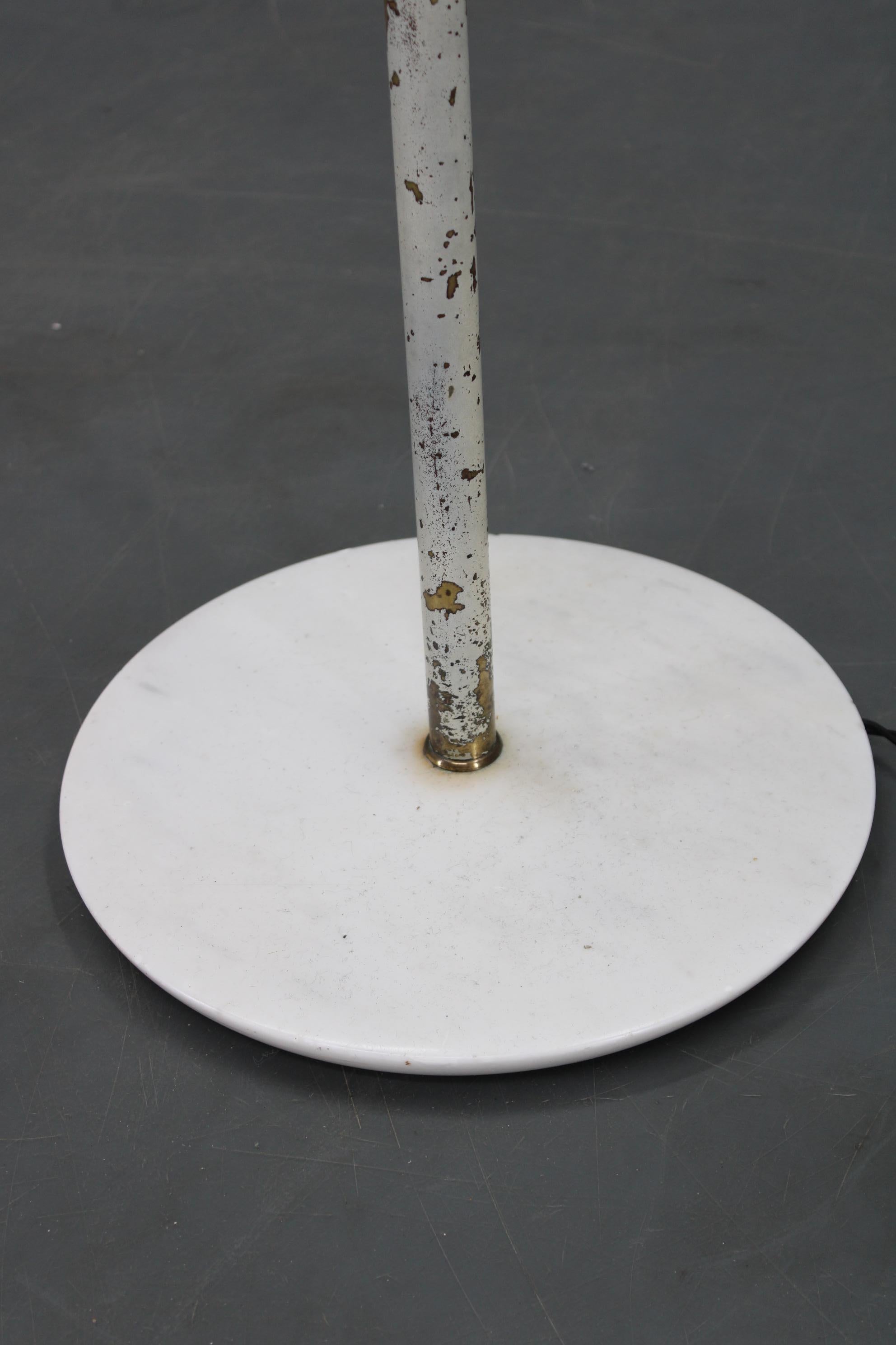 Rara lámpara de pie italiana regulable de mármol y latón Angelo Lelii, 1952 mediados del siglo XX en venta