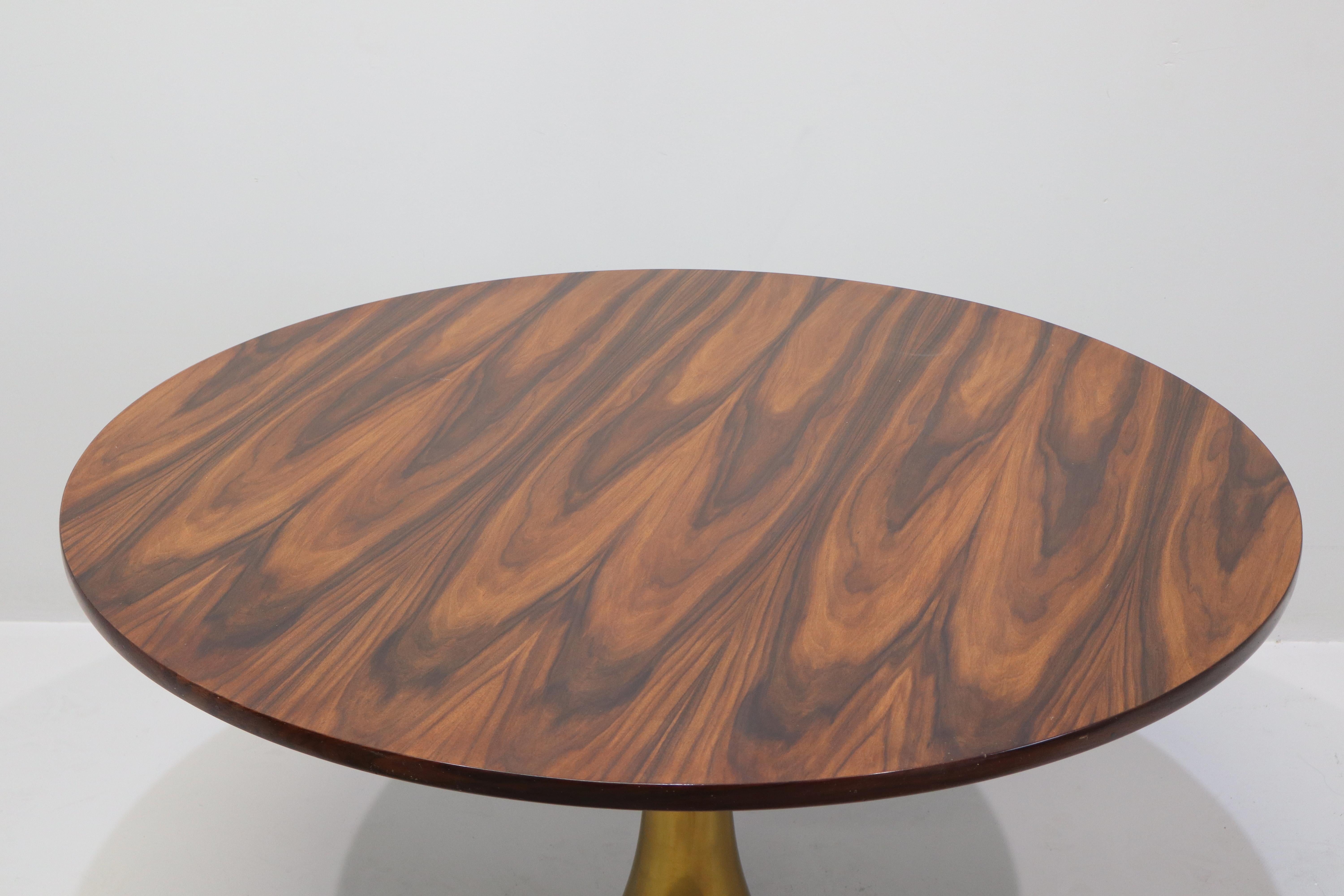 Rare table ronde Angelo Mangiarotti Bernini, pied en bronze et plateau en bois, 1957 en vente 5