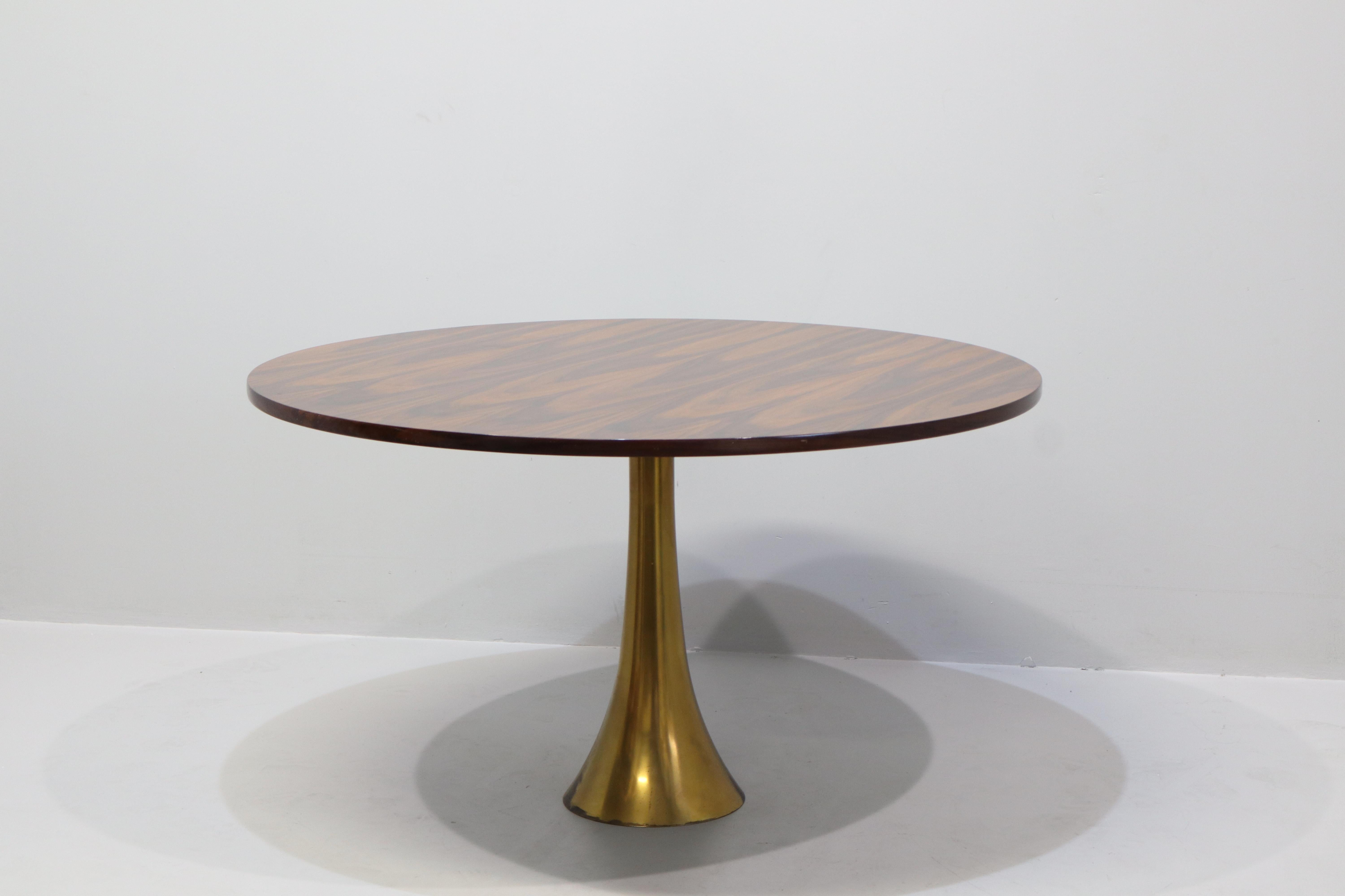 Rare table ronde Angelo Mangiarotti Bernini, pied en bronze et plateau en bois, 1957 en vente 8