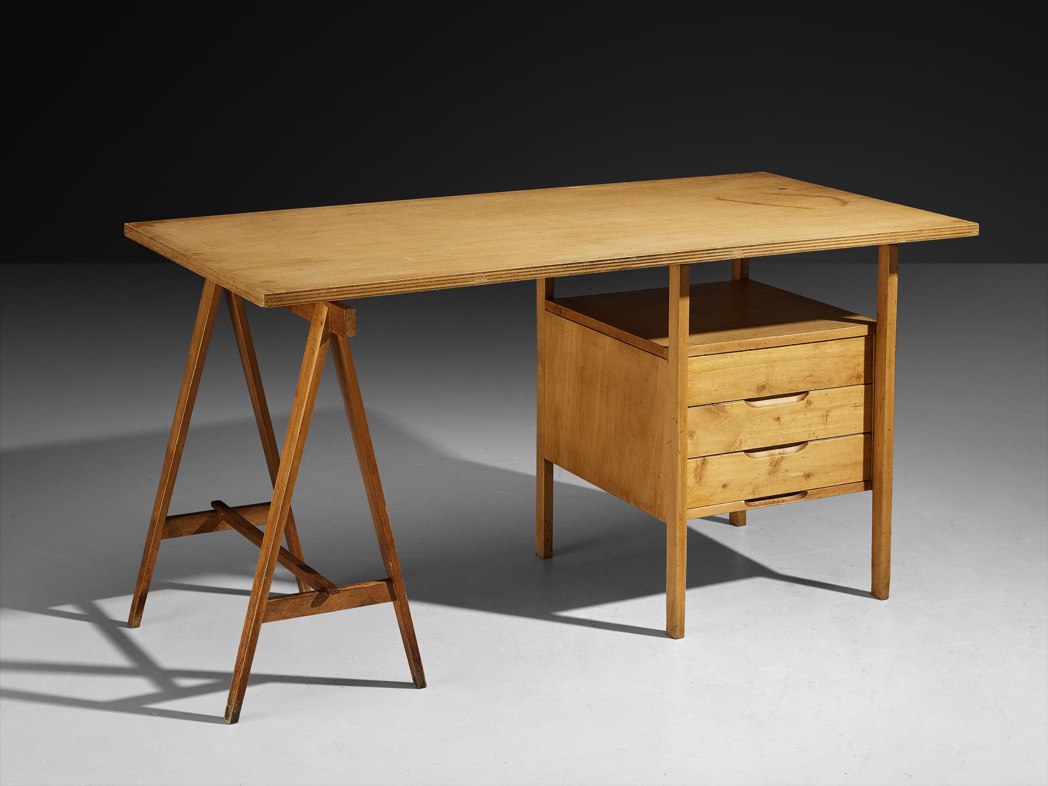 Angelo Mangiarotti for Piero Frigerio, writing desk, walnut, Italy, late 20th century

A highly rare and valuable piece of furniture that has been used for Angelo Mangiarotti's design studio located in Via Cesare da Sesto, Milan, where he worked