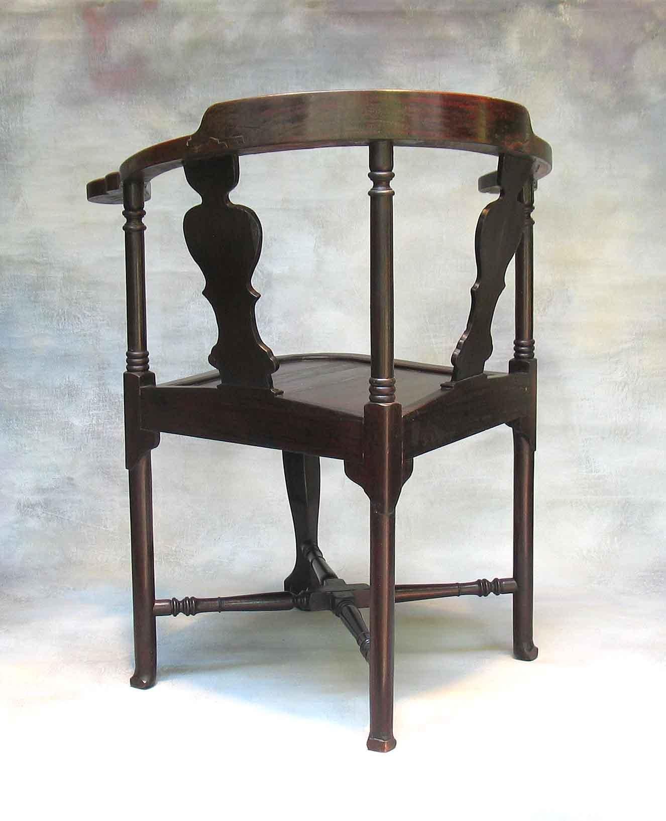 Elm Rare Anglo-Chinese Hongmu Corner Chair of George II Style Early 19th Century For Sale