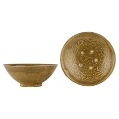 Raros cuencos de gres de Annam con vidriado verde oliva, Vietnam, s. XIV-XV
