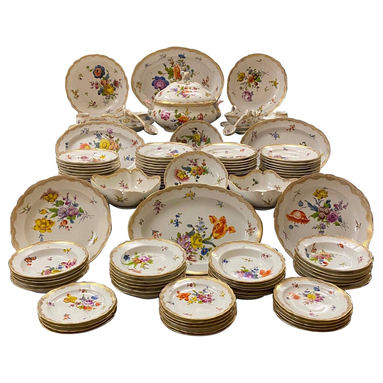 Rare Service de table Meissen "Flower Bouqet" 102 pièces, Allemagne 1840