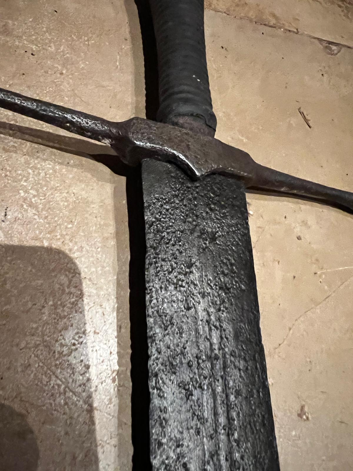 Rara Espada Antigua Zweihänder de Mano y Media del Siglo XVI del Sur de Alemania siglo XVIII y antes en venta