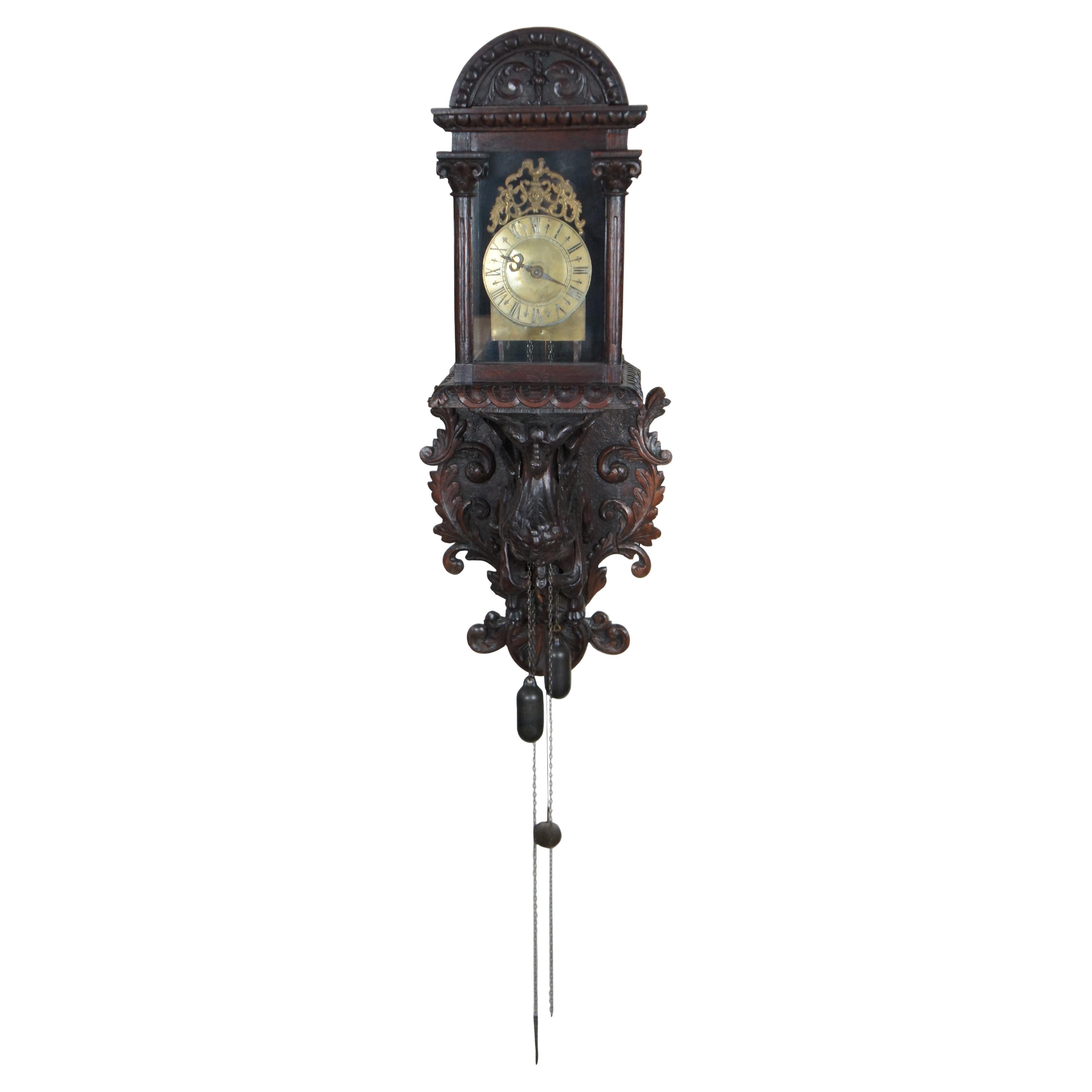 Rare 17th Century Antique Figural Griffon Carved Oak Brass Lantern Clock 58" en venta