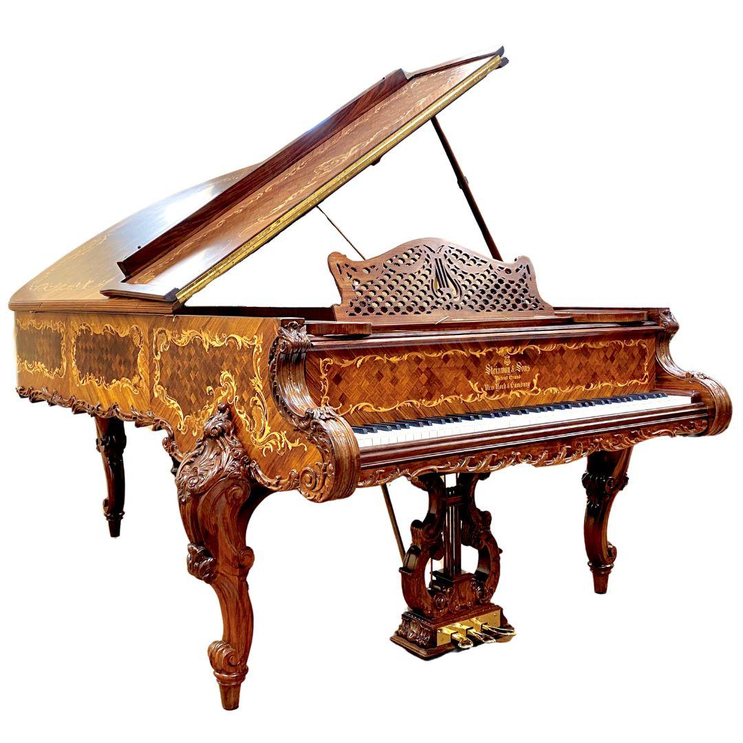 Piano à queue Steinway & Sons Model B Louis XV Baroque Rococo entièrement restauré en 1901 - Numéro de série 99151, clavier complet de 88 touches.

Ce piano à queue Steinway, vieux de 122 ans, a été entièrement restauré pour retrouver sa splendeur